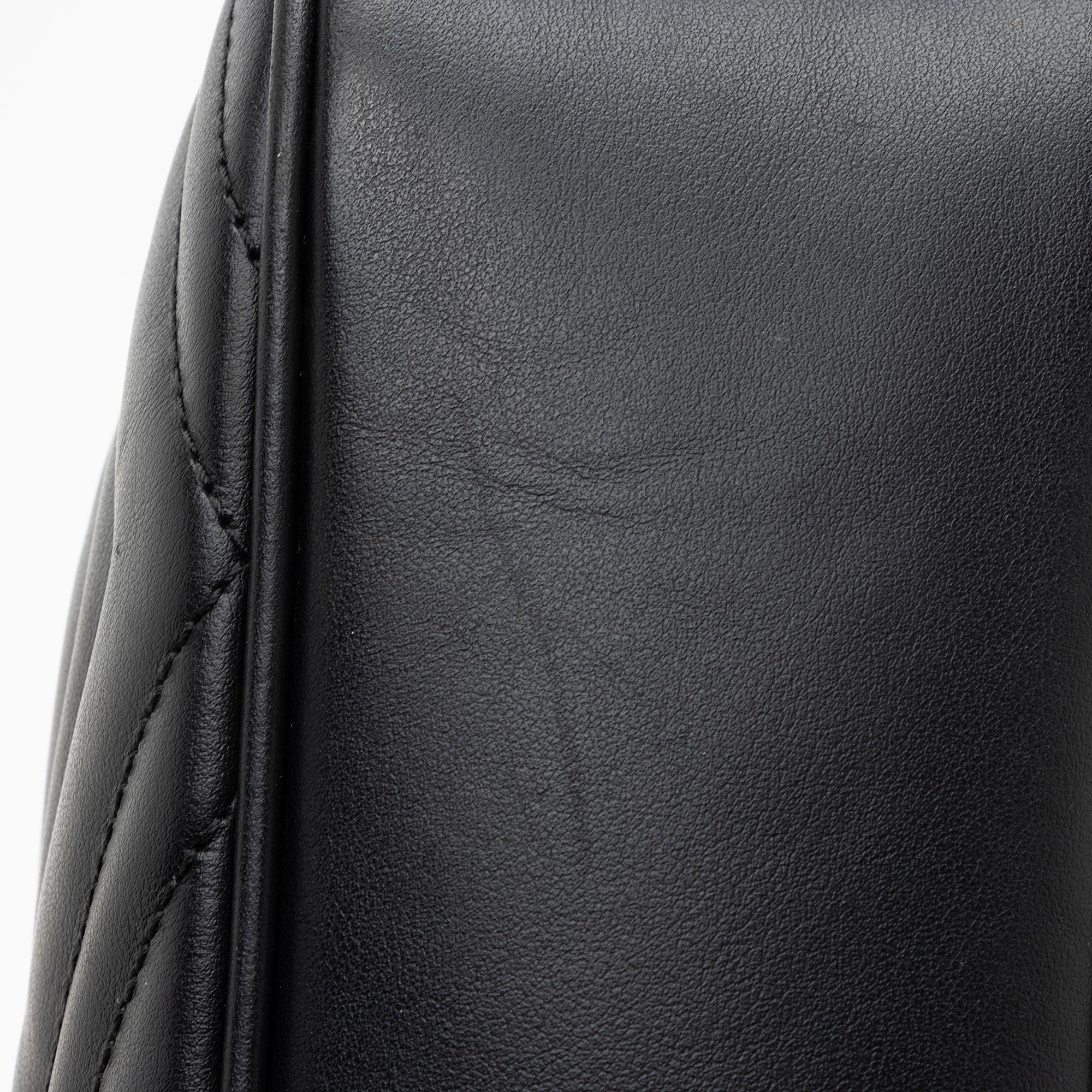 Gucci Matelasse Leather Monochrome GG Marmont Small Camera Bag
