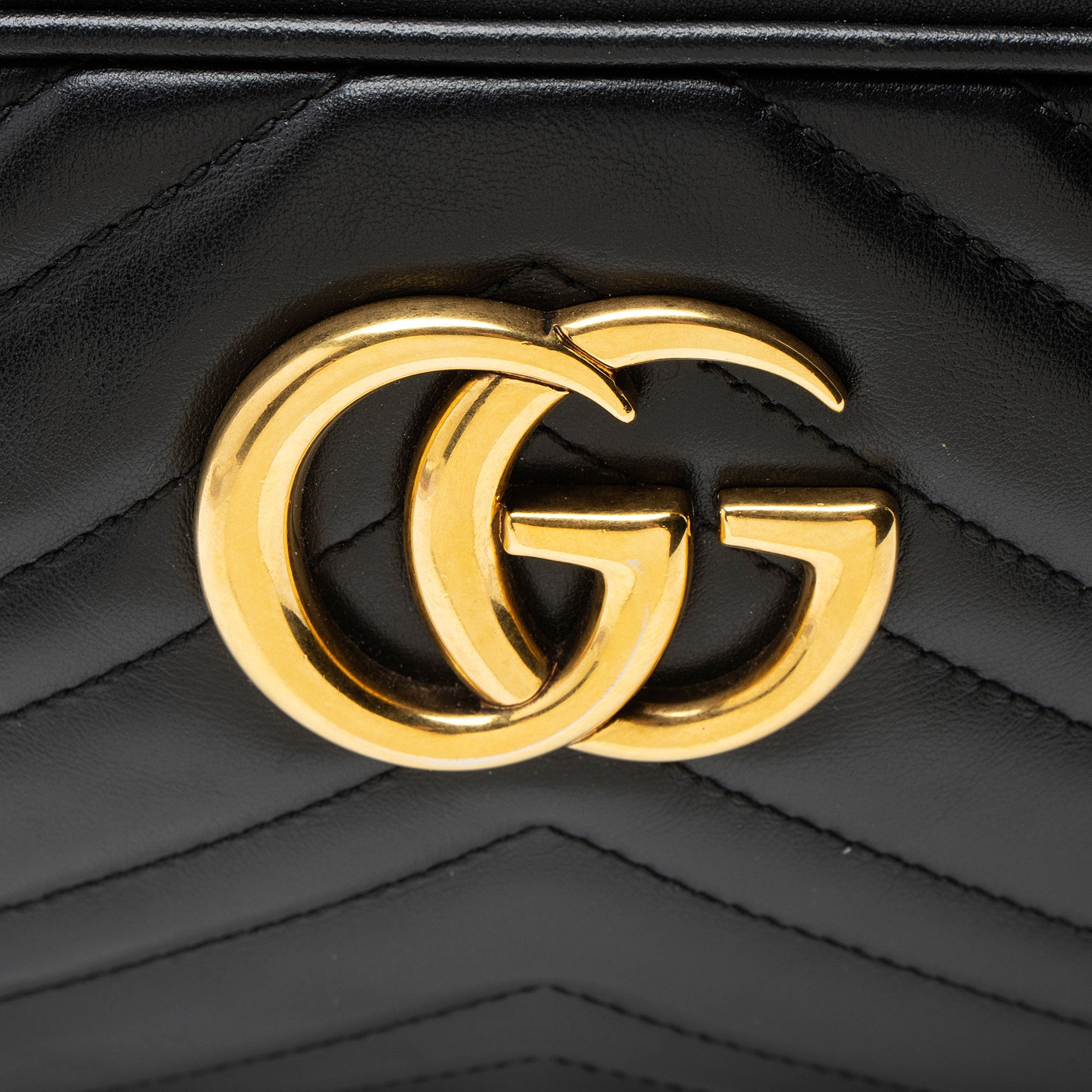 Gucci Matelasse Leather GG Marmont Small Camera Bag