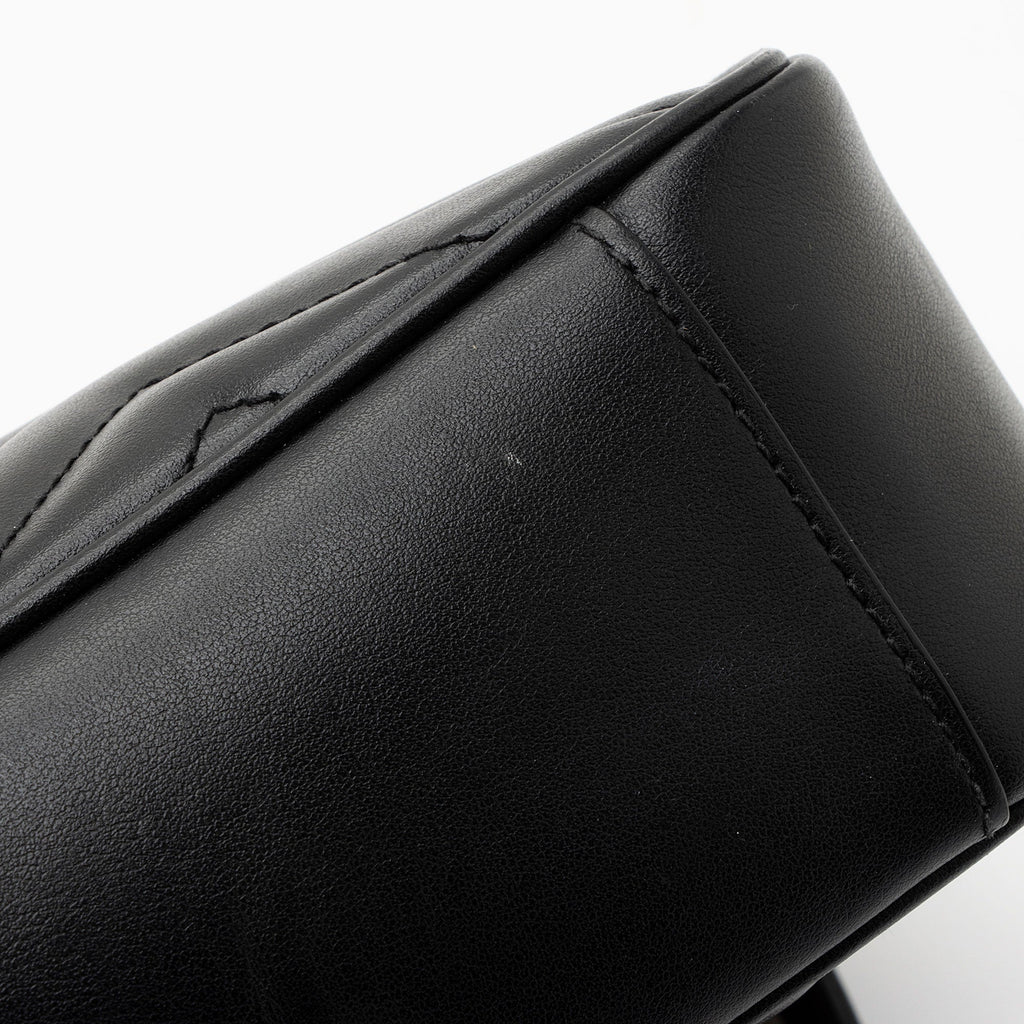Gucci Matelasse Leather GG Marmont Small Flap Bag (SHF-Bvjama)