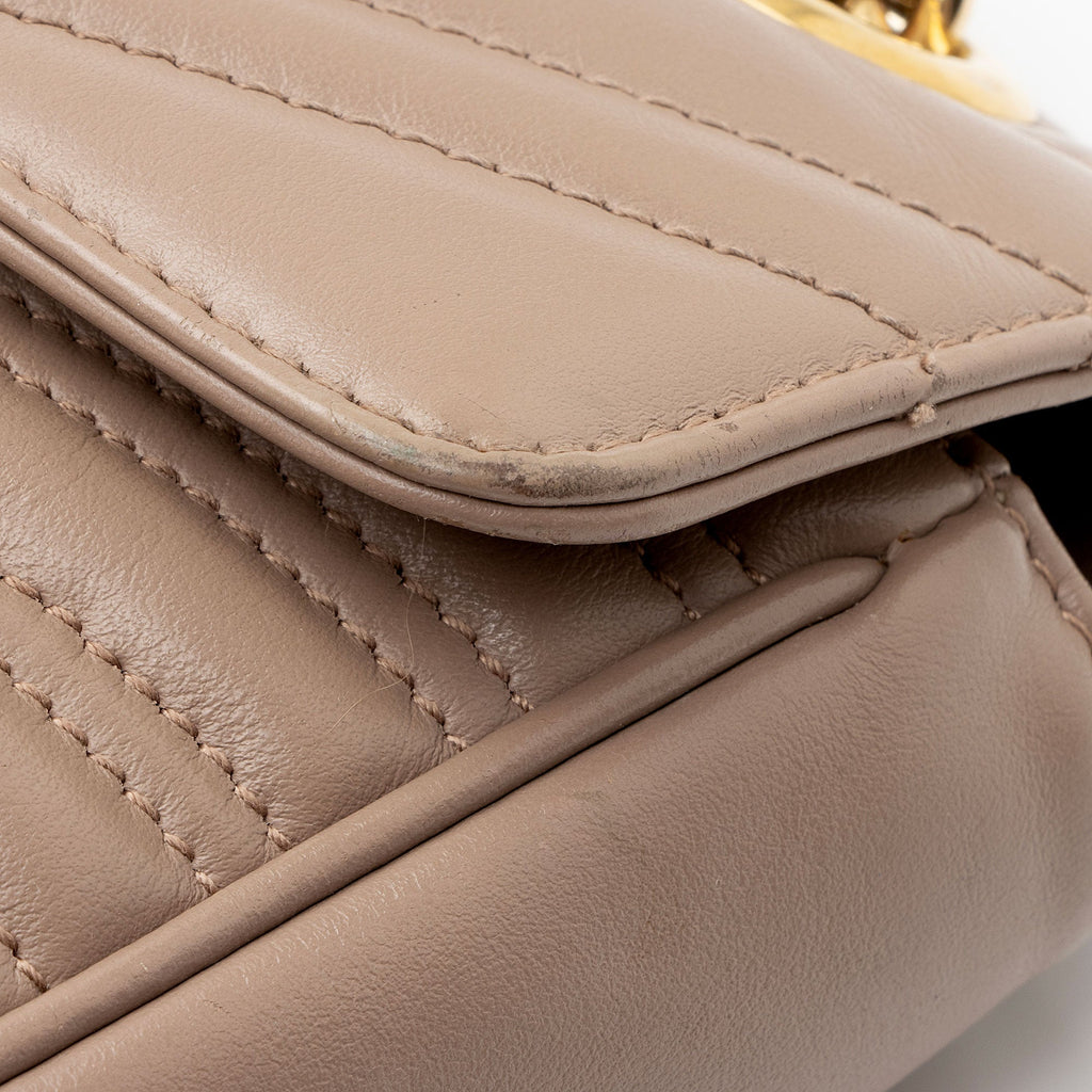 Gucci Matelasse Leather GG Marmont Medium Flap Bag