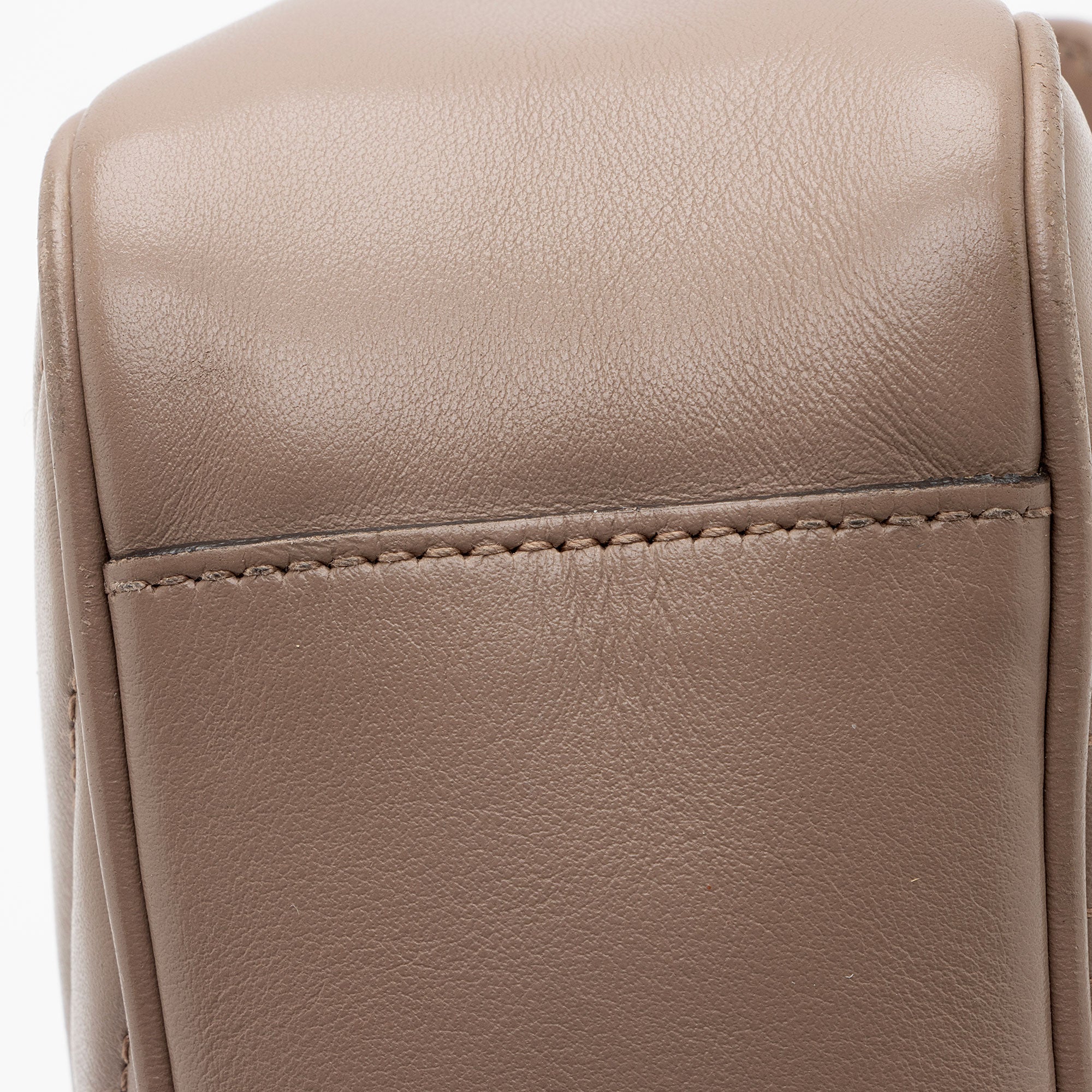 Gucci Matelasse Leather GG Marmont Medium Flap Bag