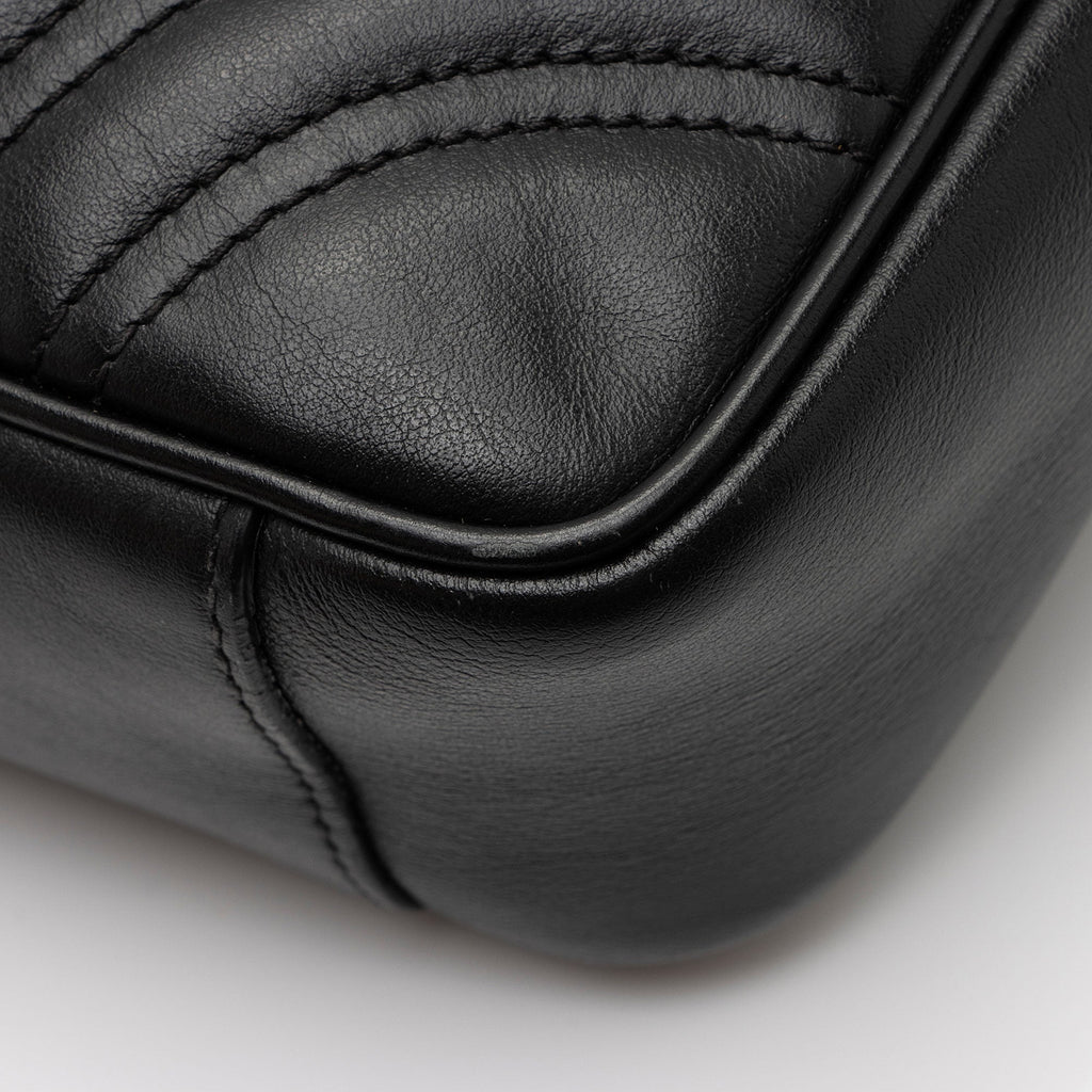 Gucci Matelasse Leather GG Marmont Small Flap Bag (SHF-IH7kiO)