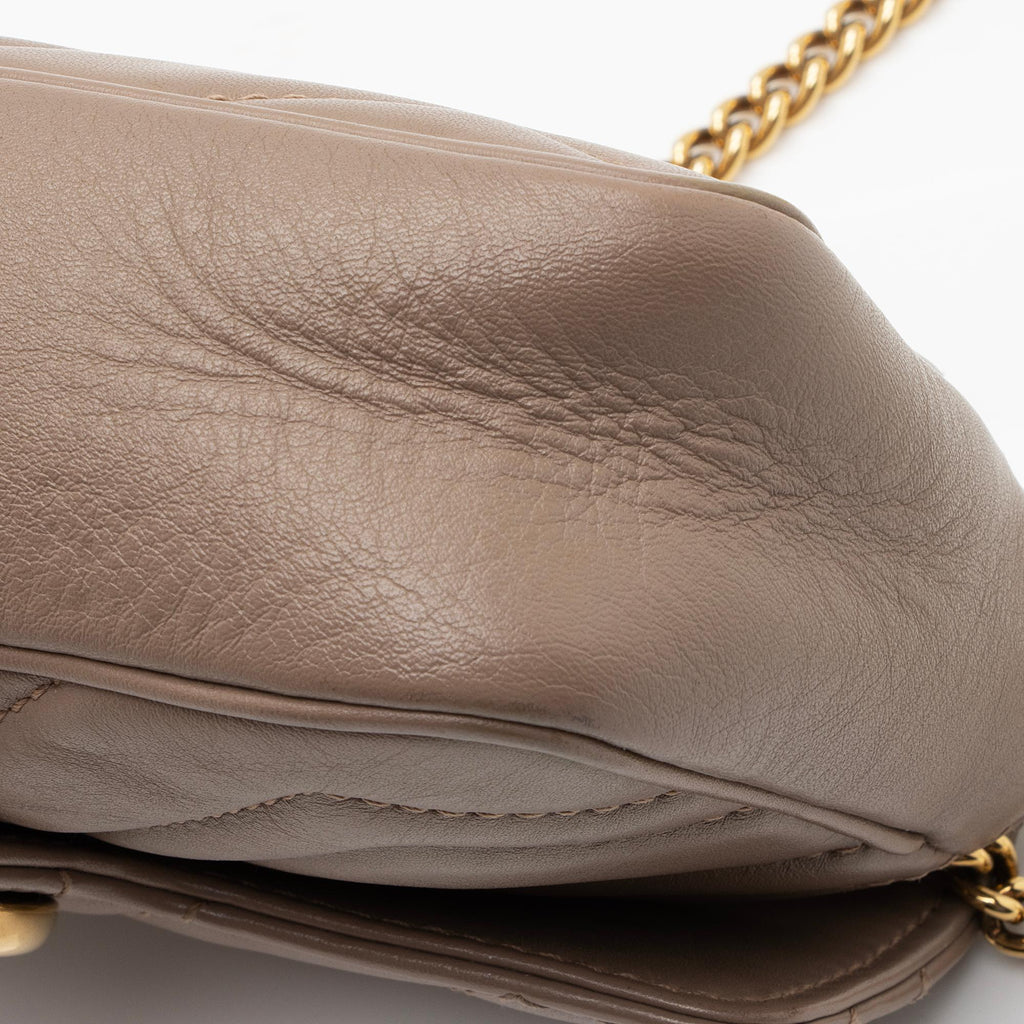 Gucci Matelasse Leather GG Marmont Super Mini Bag (SHF-5Cn5zY)