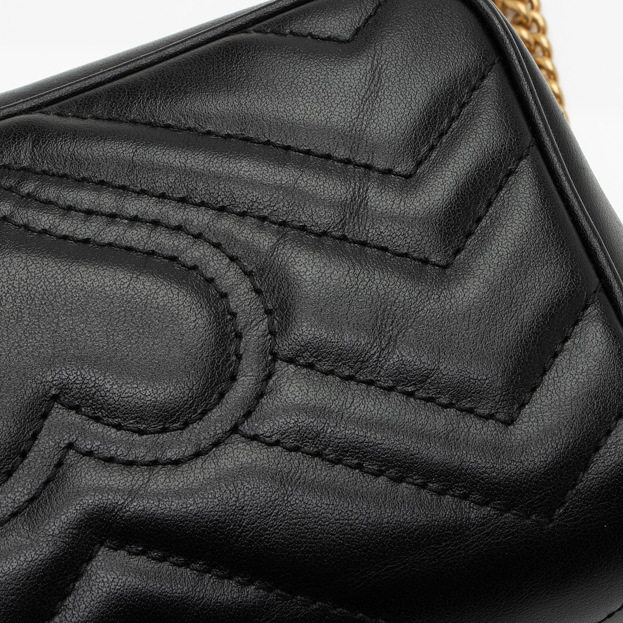 Gucci Matelasse Leather GG Marmont Super Mini Bag (SHF-sC7a2m)