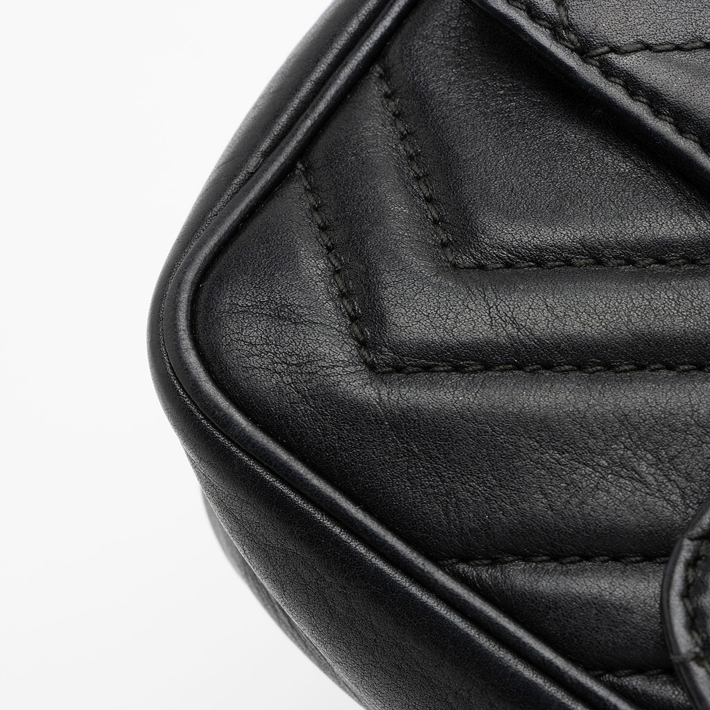 Gucci Matelasse Leather GG Marmont Super Mini Bag (SHF-PG5W8B)