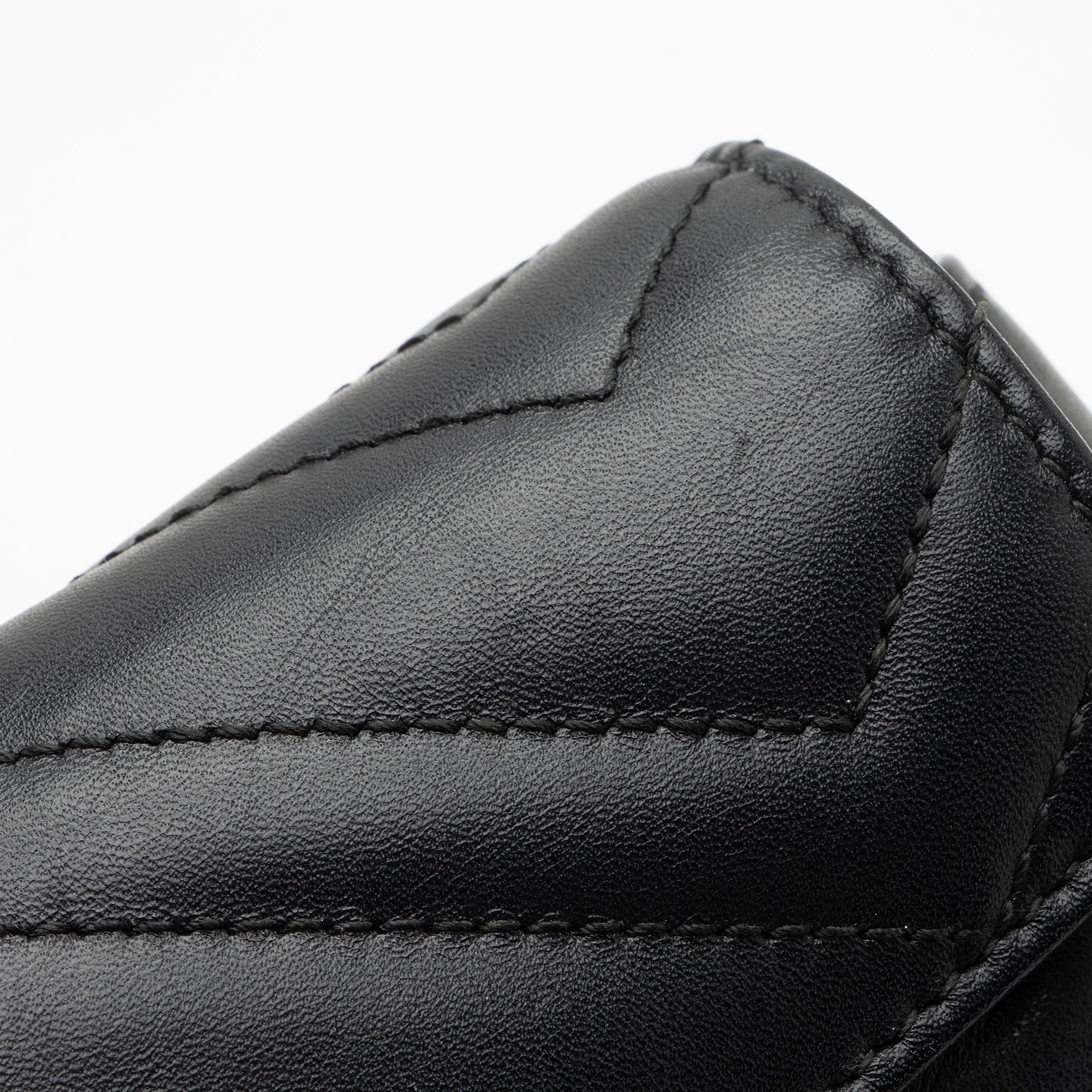 Gucci Matelasse Leather GG Marmont Super Mini Flap Bag (SHF-vdHY2l)