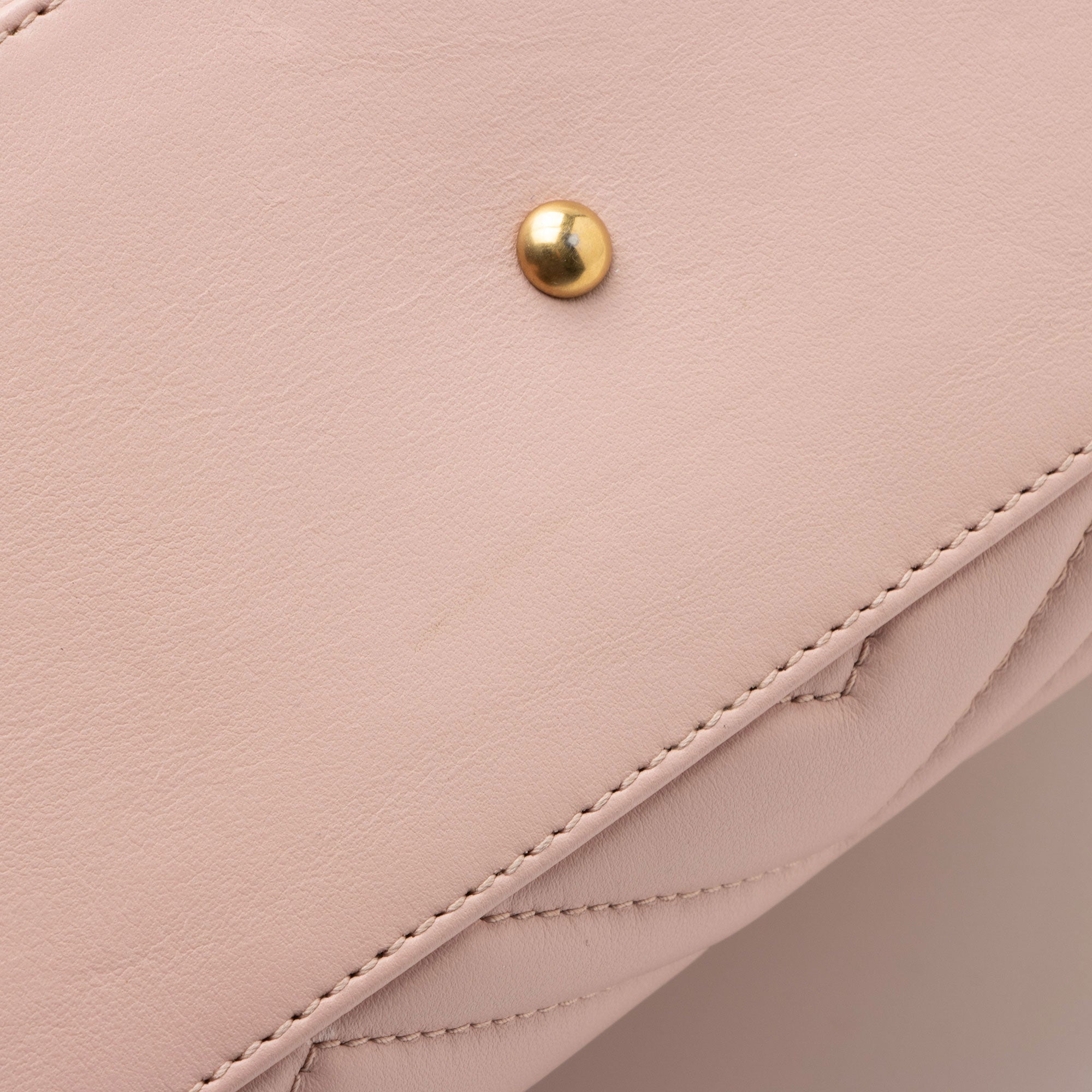Gucci Matelasse Leather GG Marmont Top Handle Small Satchel (SHF-0hn0Gf)
