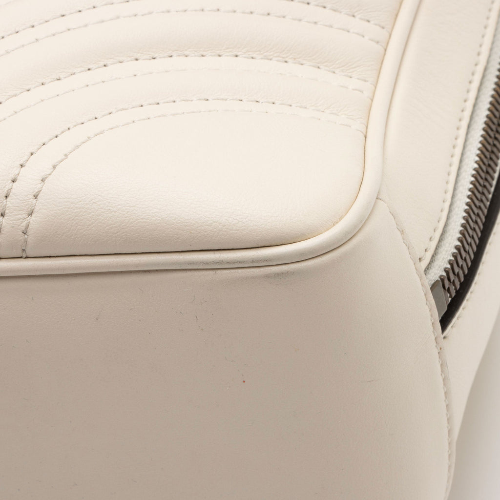 Gucci Matelasse Leather GG Marmont Zip Around Top Handle (SHF-mIutYM)