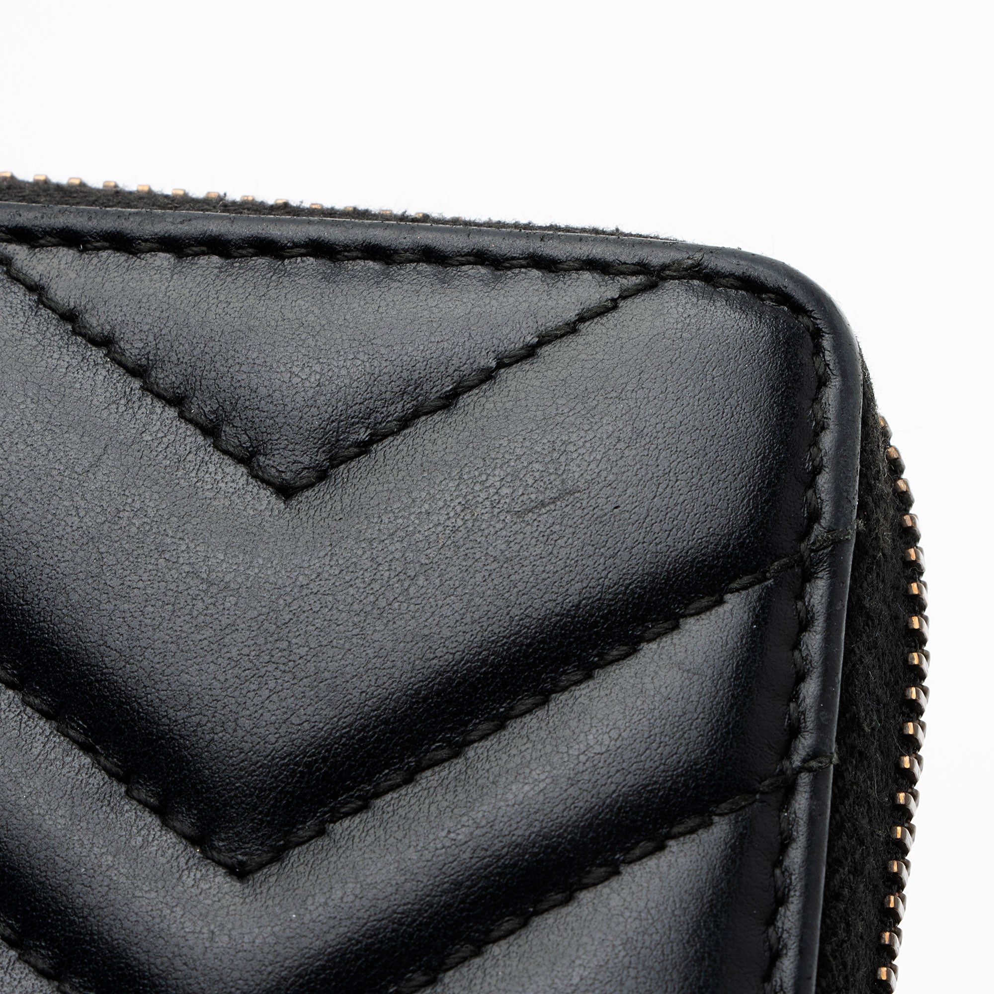Gucci Matelasse Leather GG Marmont Zip Wallet