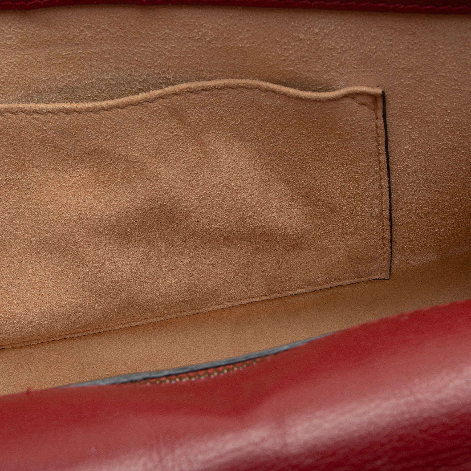 Gucci Matelasse Leather Torchon GG Marmont Clutch (SHF-GnVwkR)