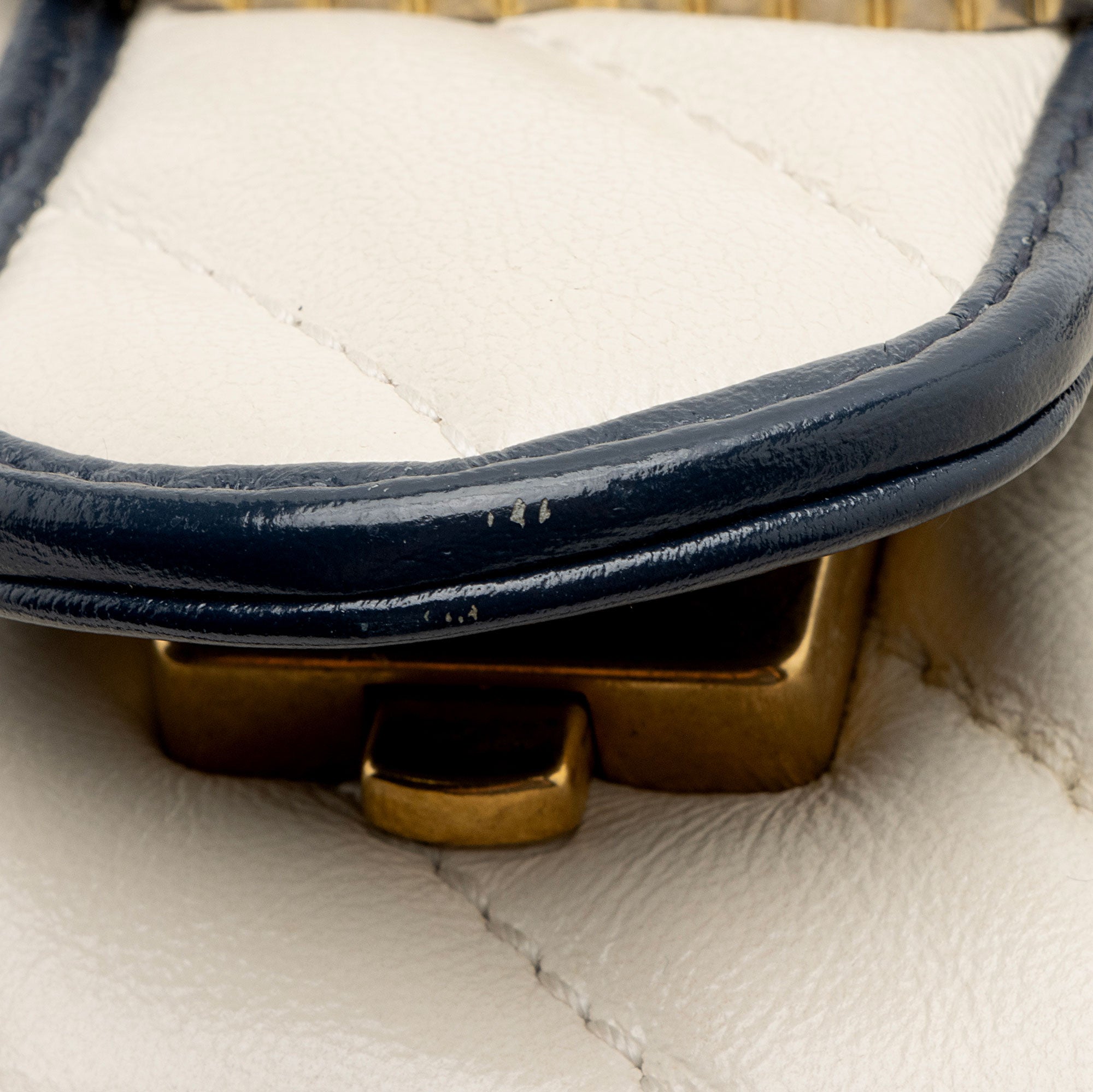 Gucci Matelasse Leather Torchon GG Marmont Medium Flap Bag