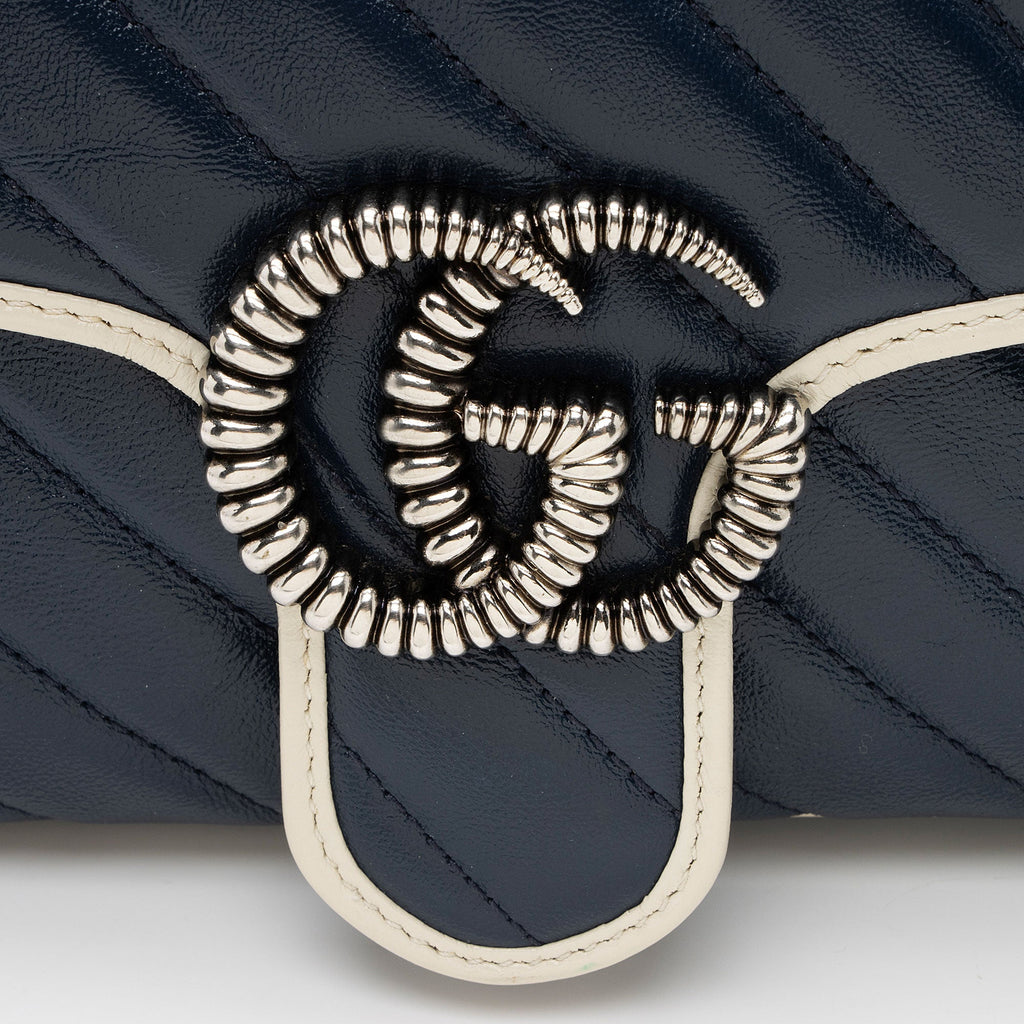 Gucci Matelasse Leather Torchon GG Marmont Small Flap Bag (SHF-UvP9FL)