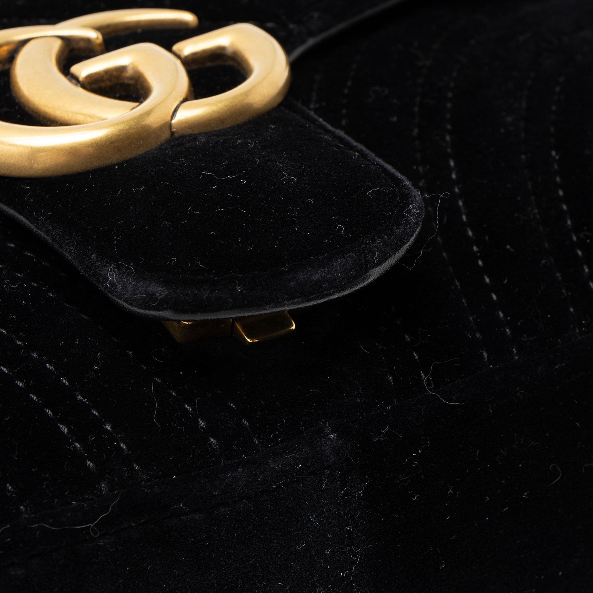 Gucci Matelasse Velvet GG Marmont Medium Flap Bag