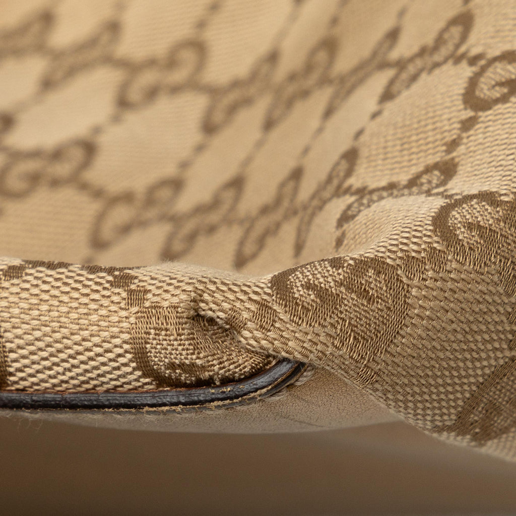 Gucci Medium GG Canvas Web Zip Handbag (SHG-kEKFuo)