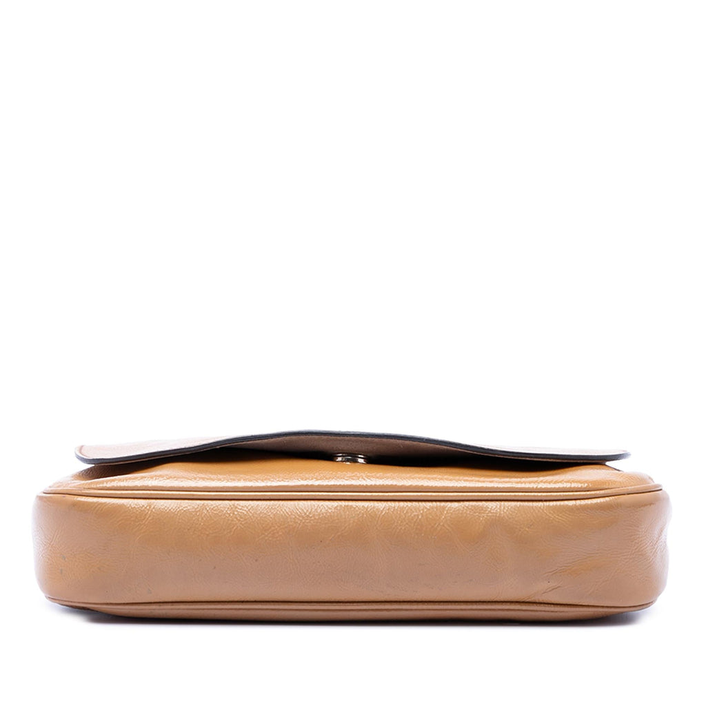 Gucci Medium Patent Soho Chain Flap Crossbody