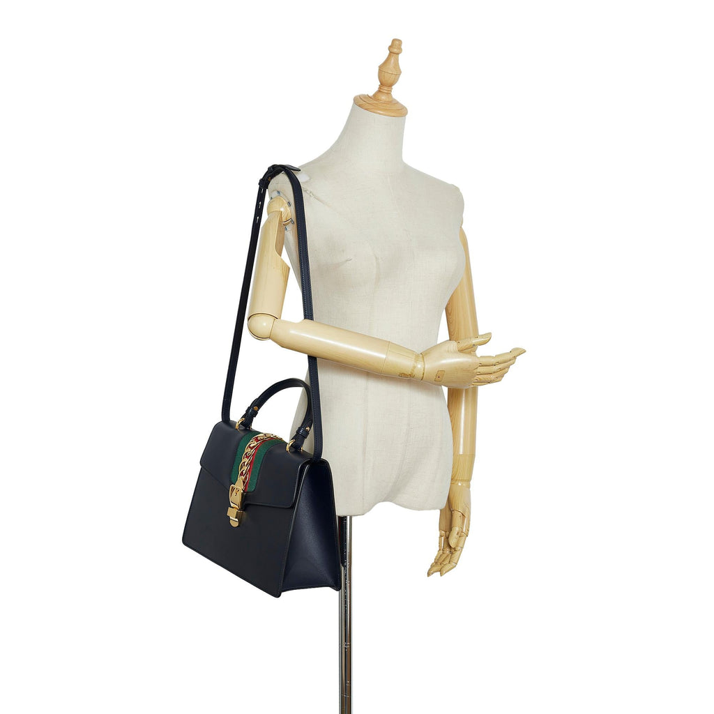 Gucci Medium Sylvie Leather Satchel (SHG-xoqKeR)
