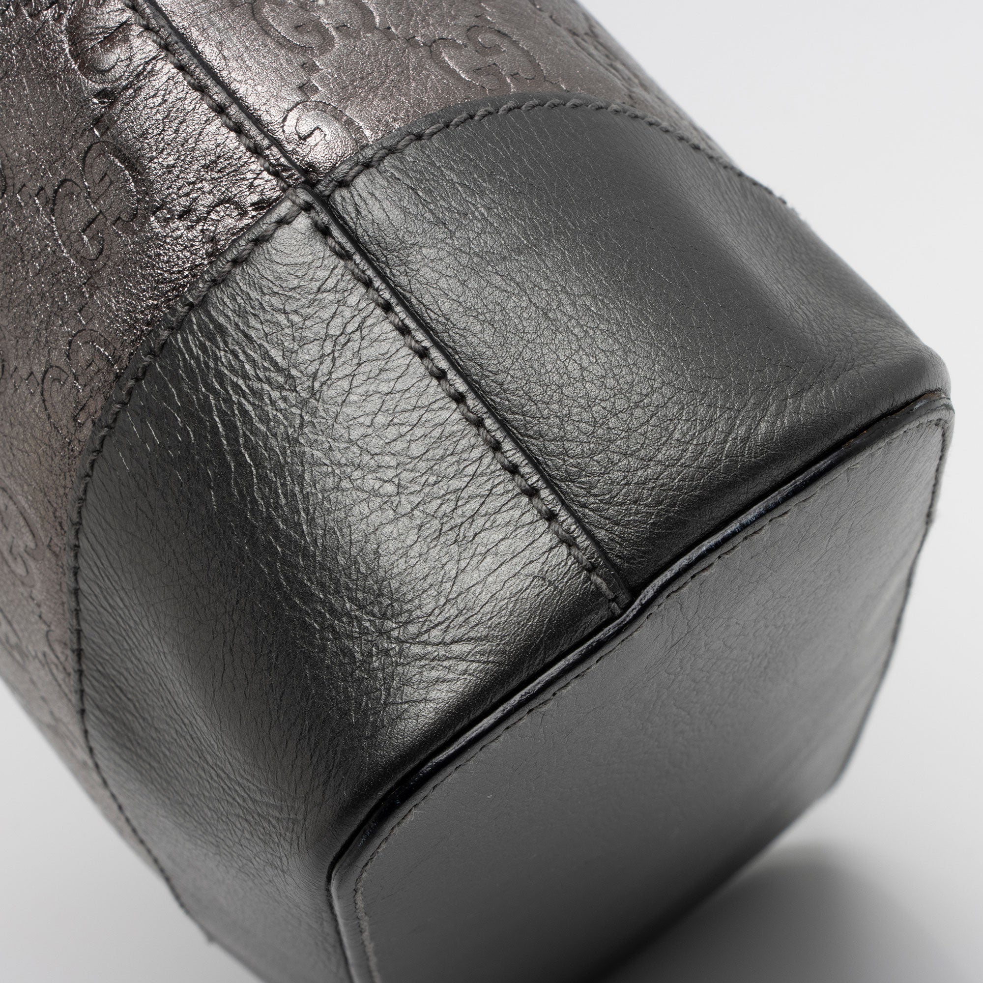 Gucci Metallic Guccissima Leather Small Hobo (SHF-WaBJWh)