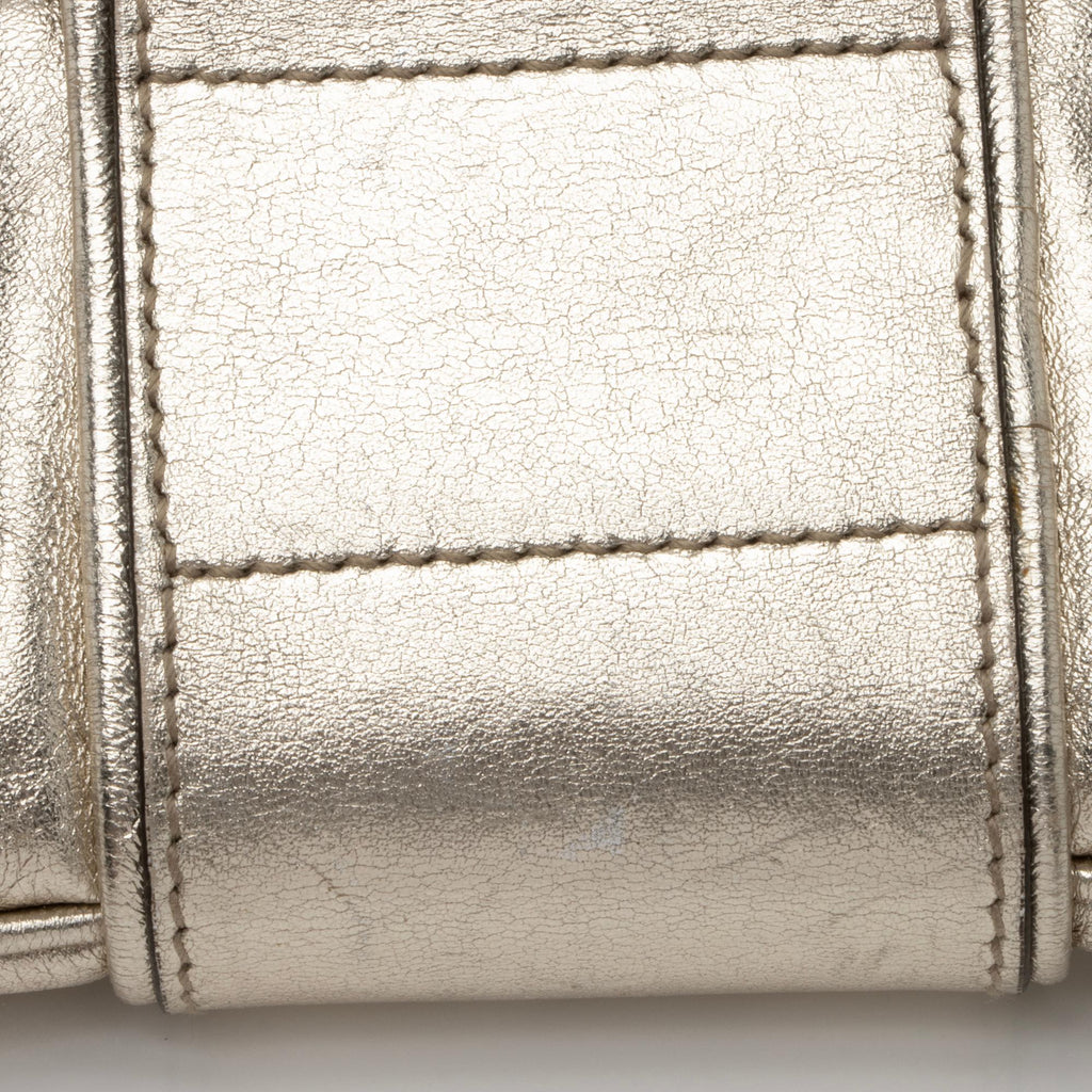 Gucci Metallic Leather Papillon Hysteria Clutch (SHF-23493)