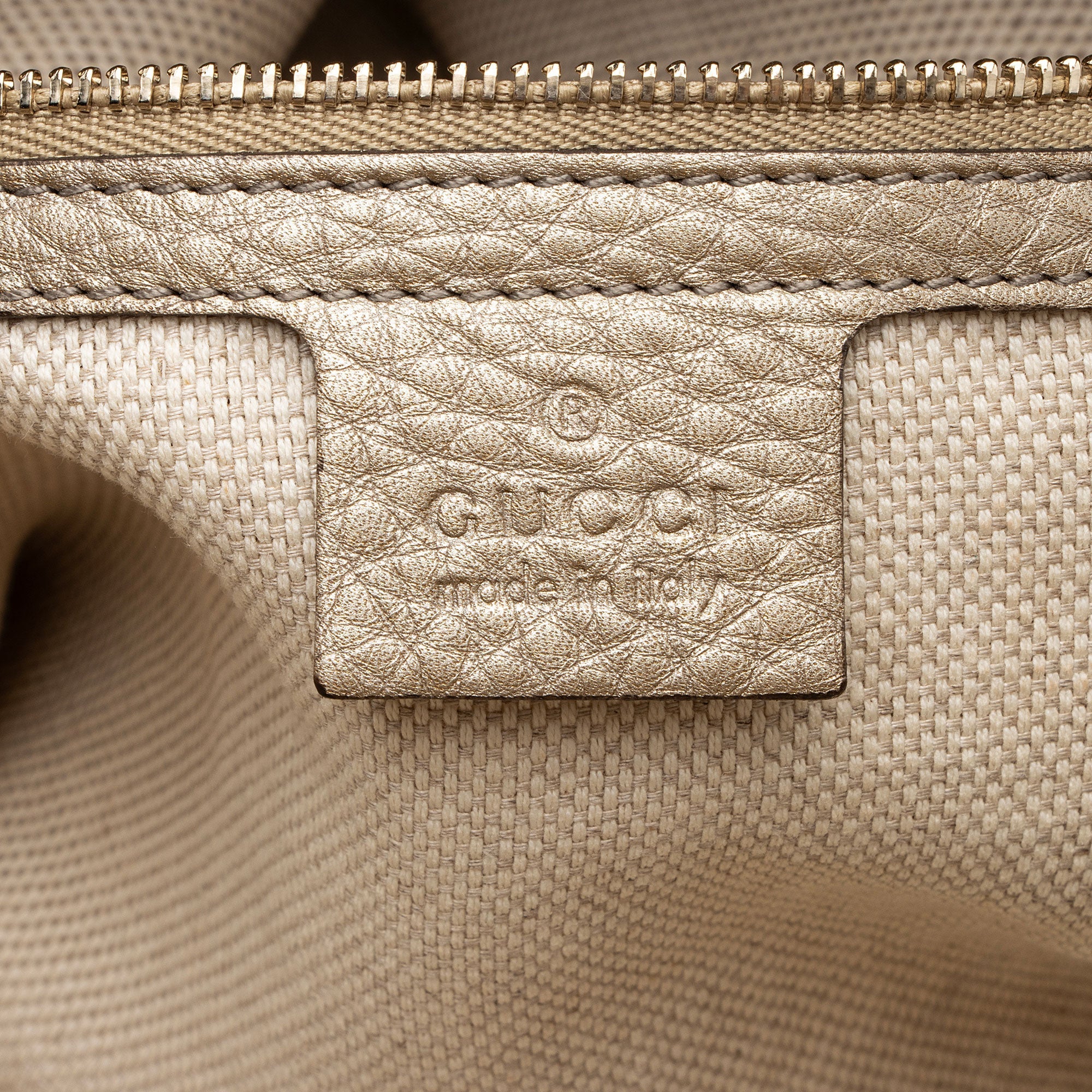 Gucci Metallic Leather Soho Medium Shoulder Bag (SHF-WsyCup)