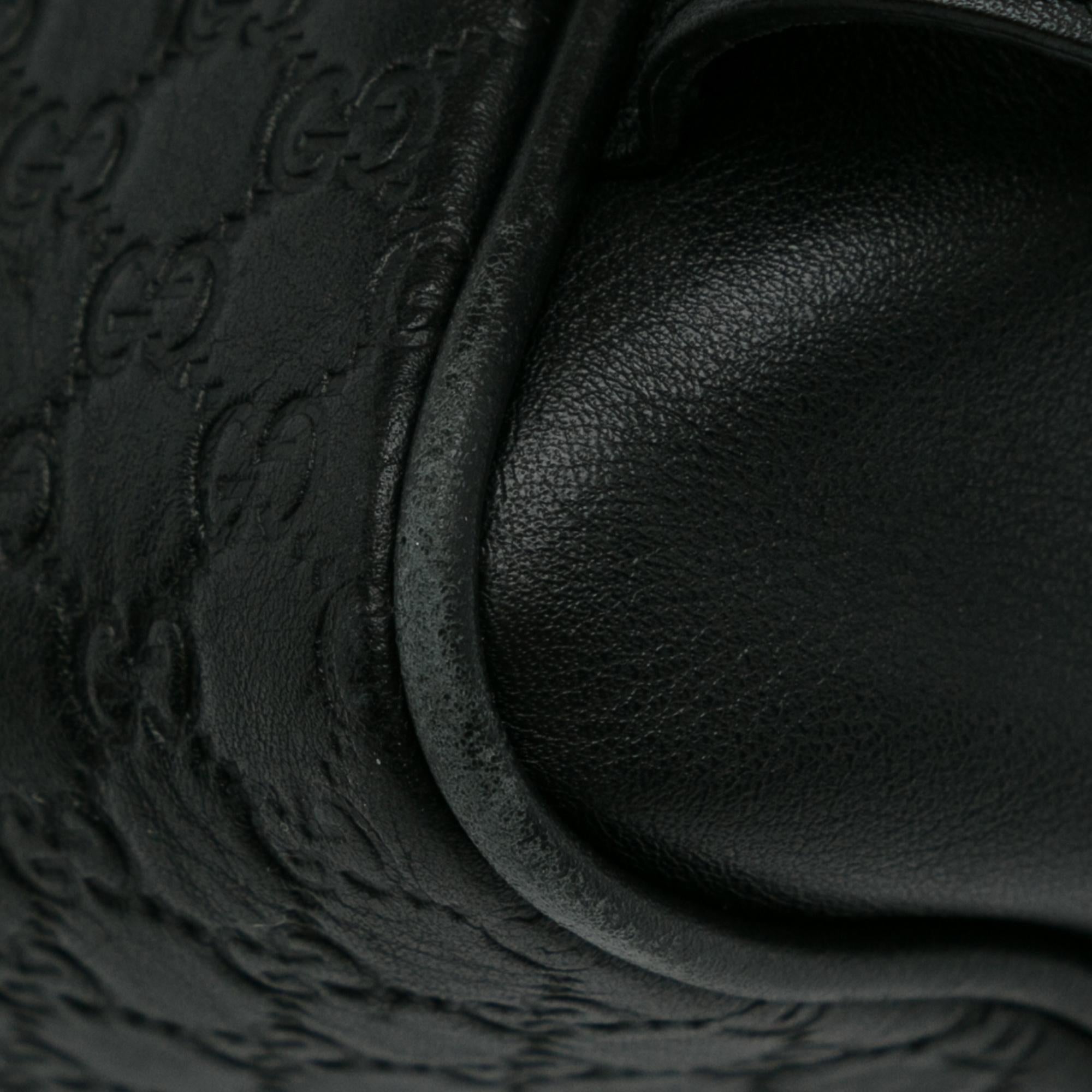 Gucci Microguccissima Clutch (SHG-I3EEGq)