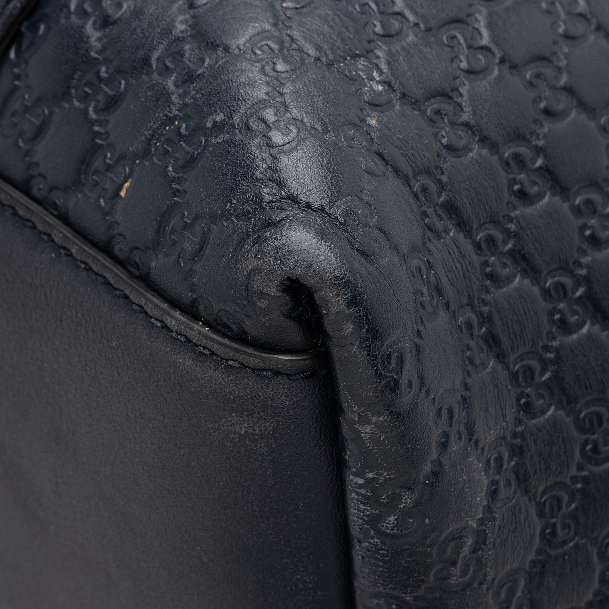 Gucci Microguccissima Leather Dome Medium Satchel (SHF-22740)