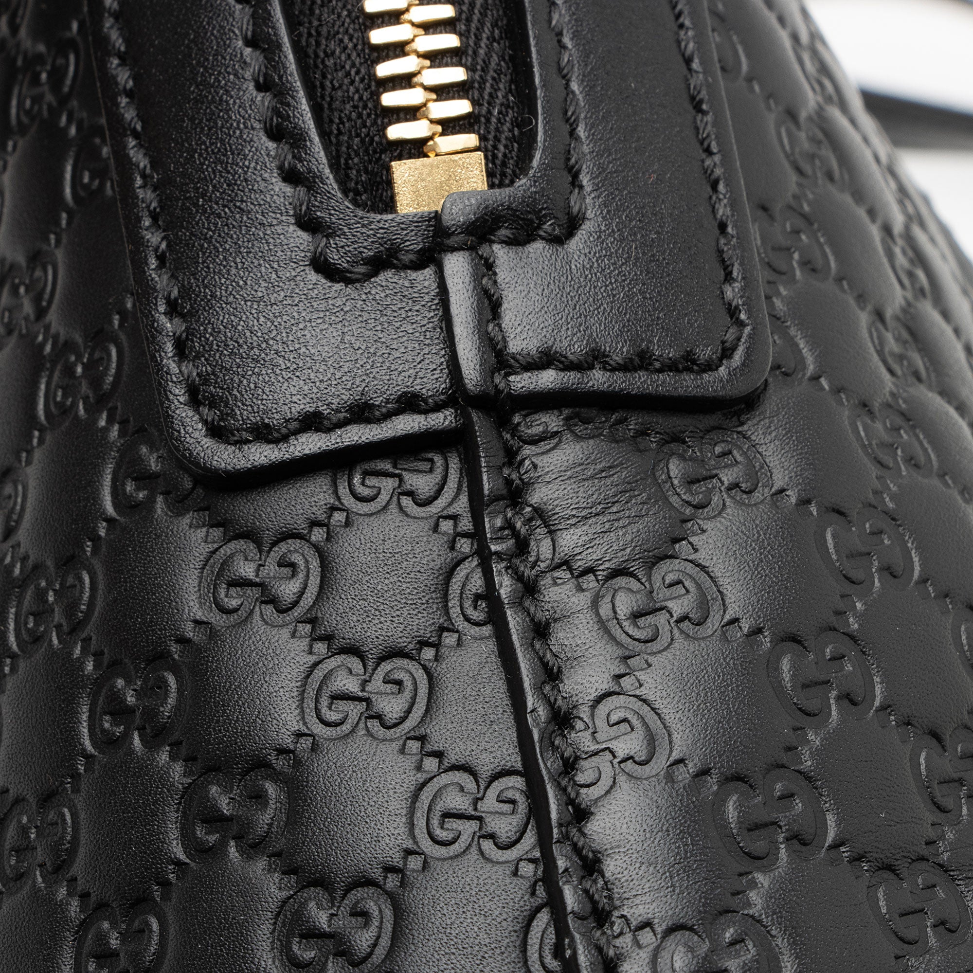 Gucci Microguccissima Leather Dome Small Satchel (SHF-wphdwX)