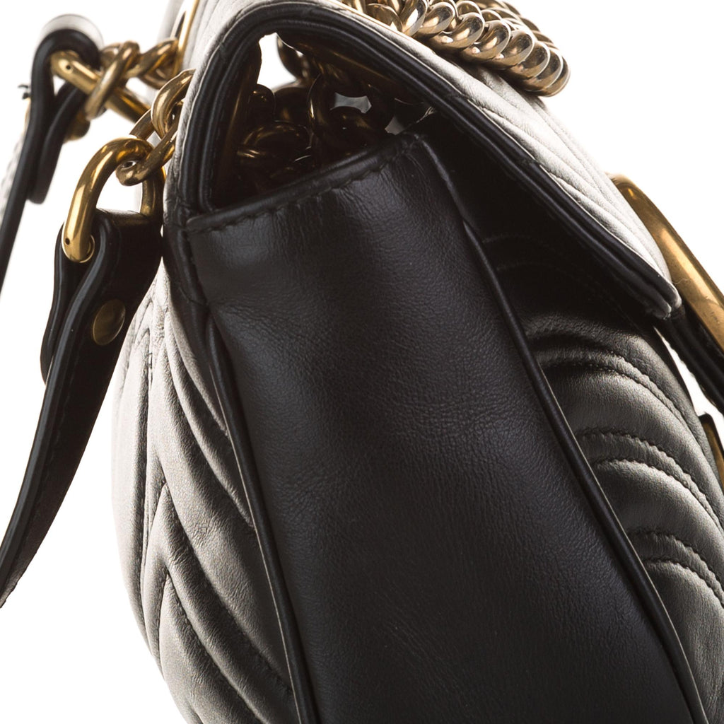 Gucci Mini GG Marmont Matelasse Crossbody (SHG-olqVD2)