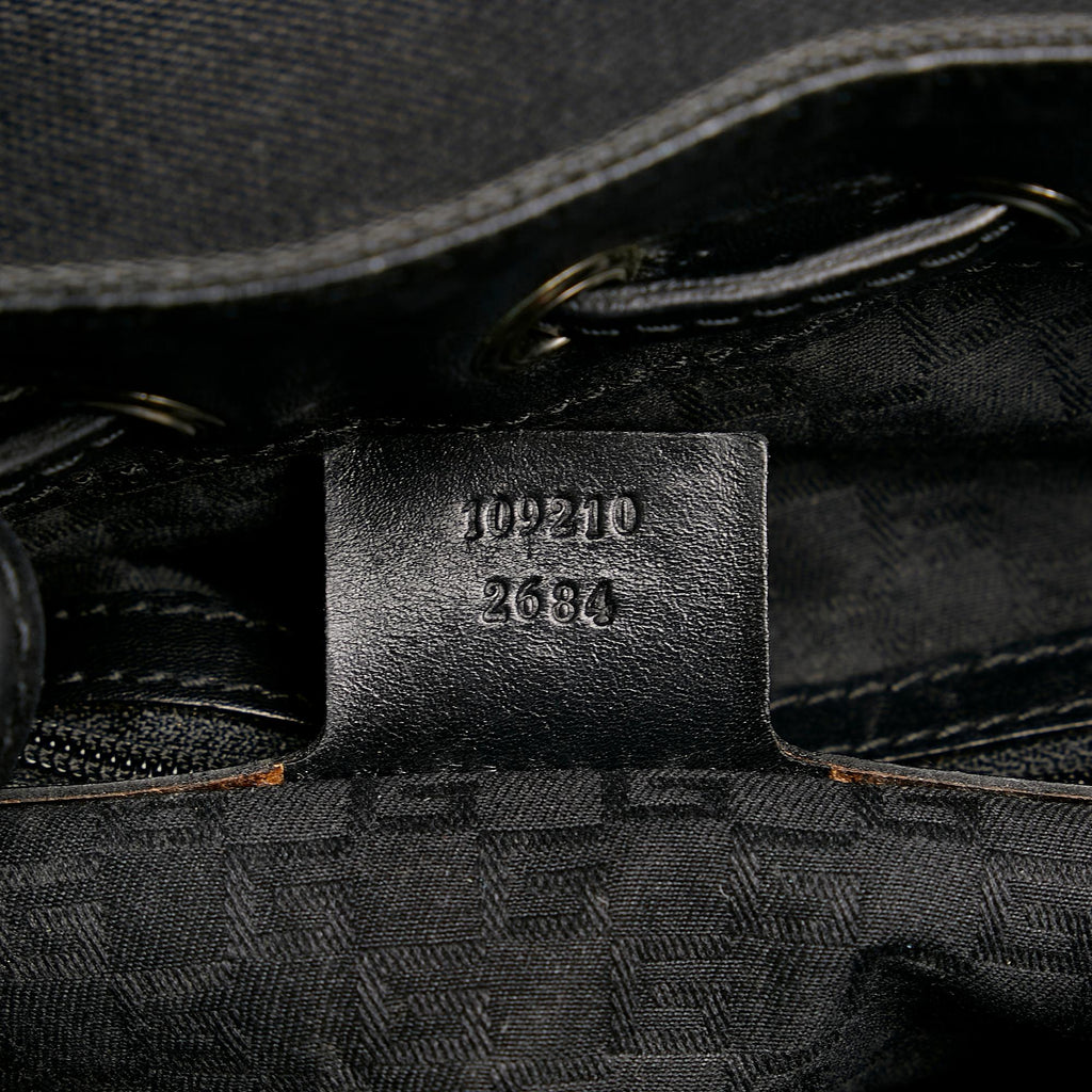 Gucci Nylon Drawstring Hobo Bag (SHG-wMVys5)