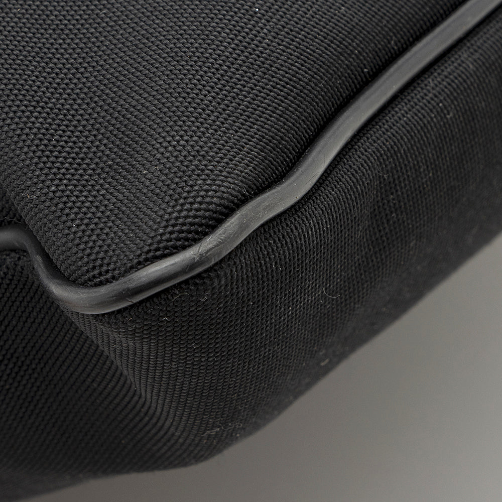 Gucci Nylon Messenger Bag (SHF-19463)