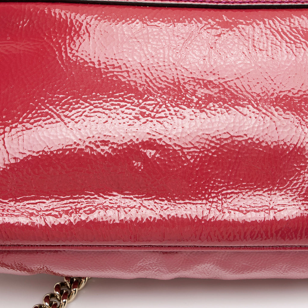 Gucci Patent Leather Soho Medium Flap Bag (SHF-V6tPqW)
