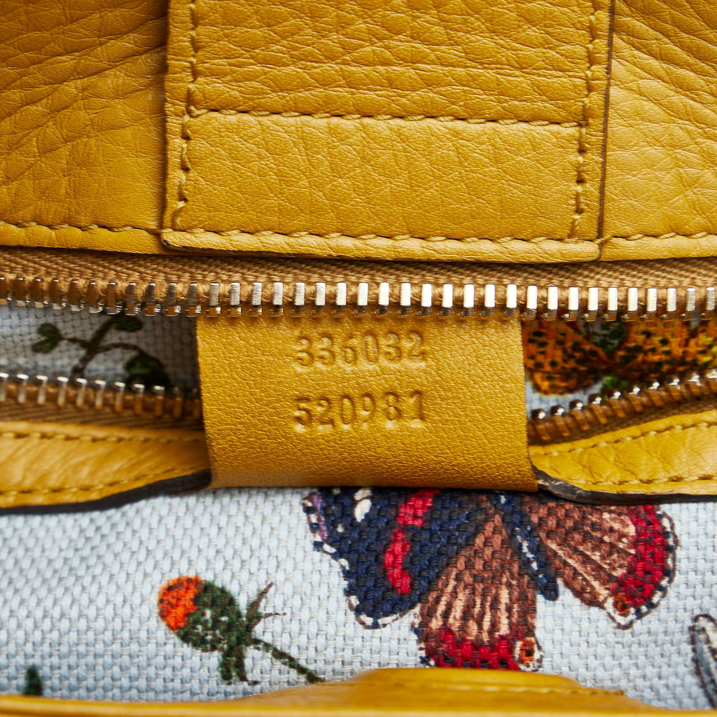 Gucci Small Bamboo Shopper (SHG-y9nZJ6)