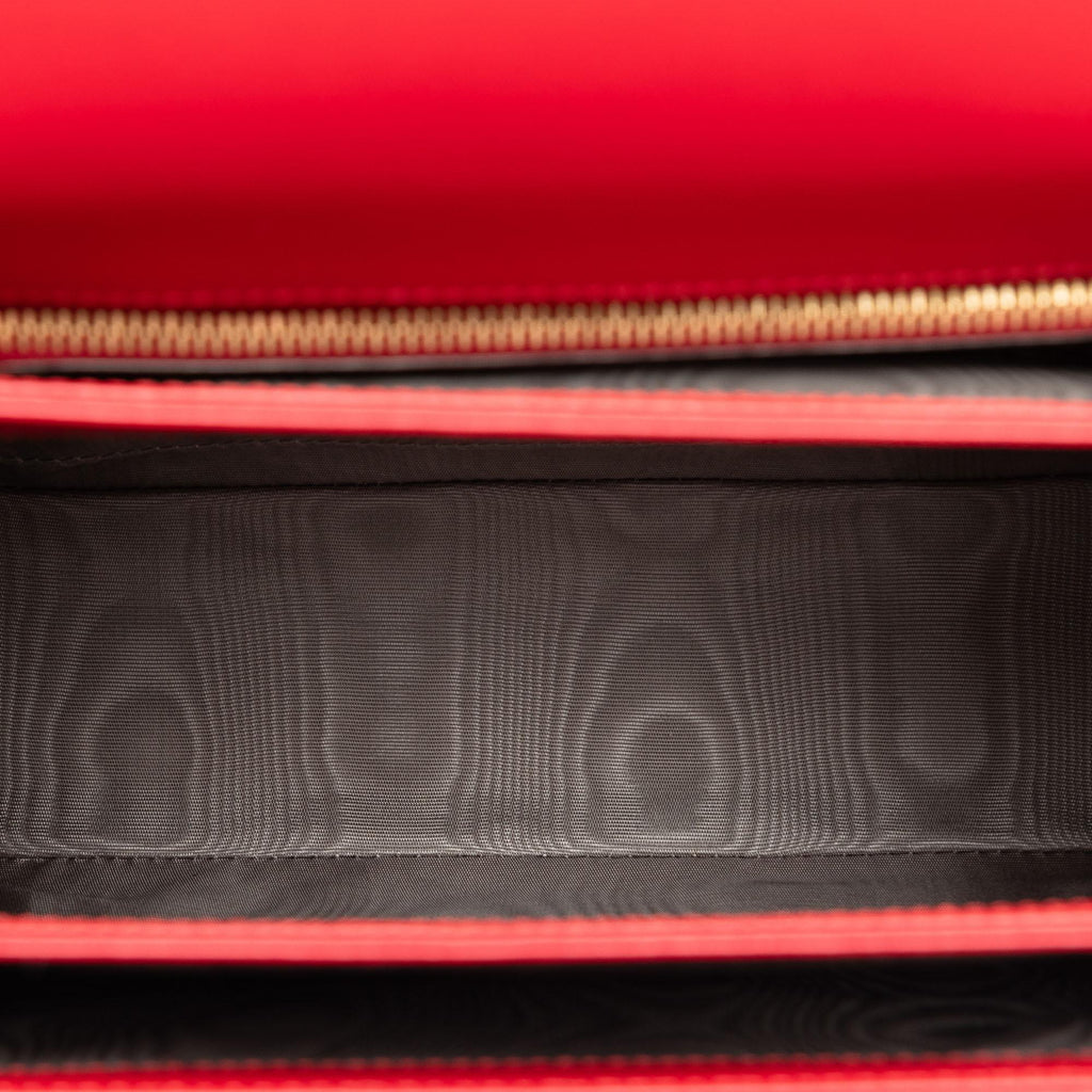 Gucci Small Zumi Flap Crossbody (SHG-wte2fD)