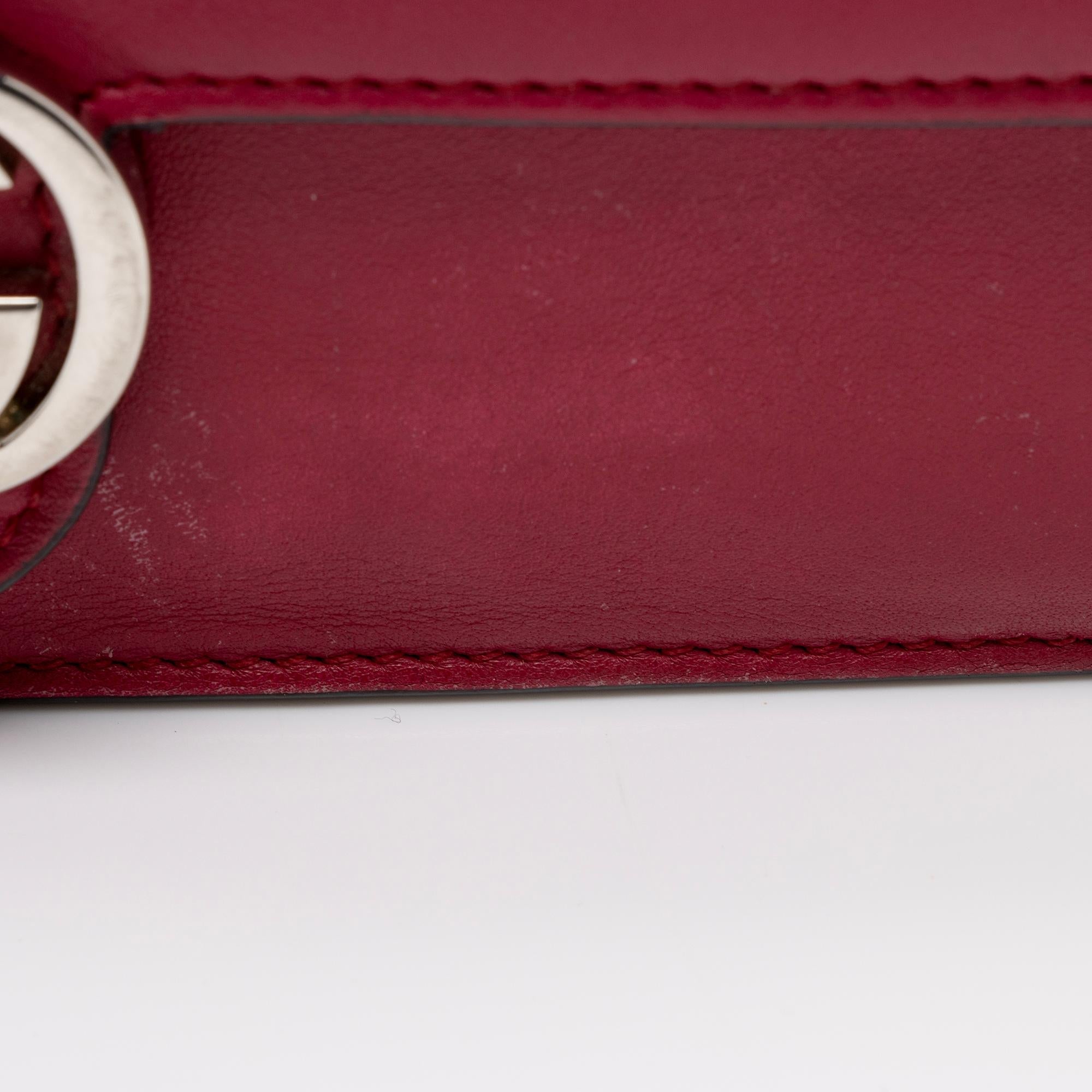 Gucci Smooth Calfskin Interlocking G Wallet on Strap (SHF-poz1cn)