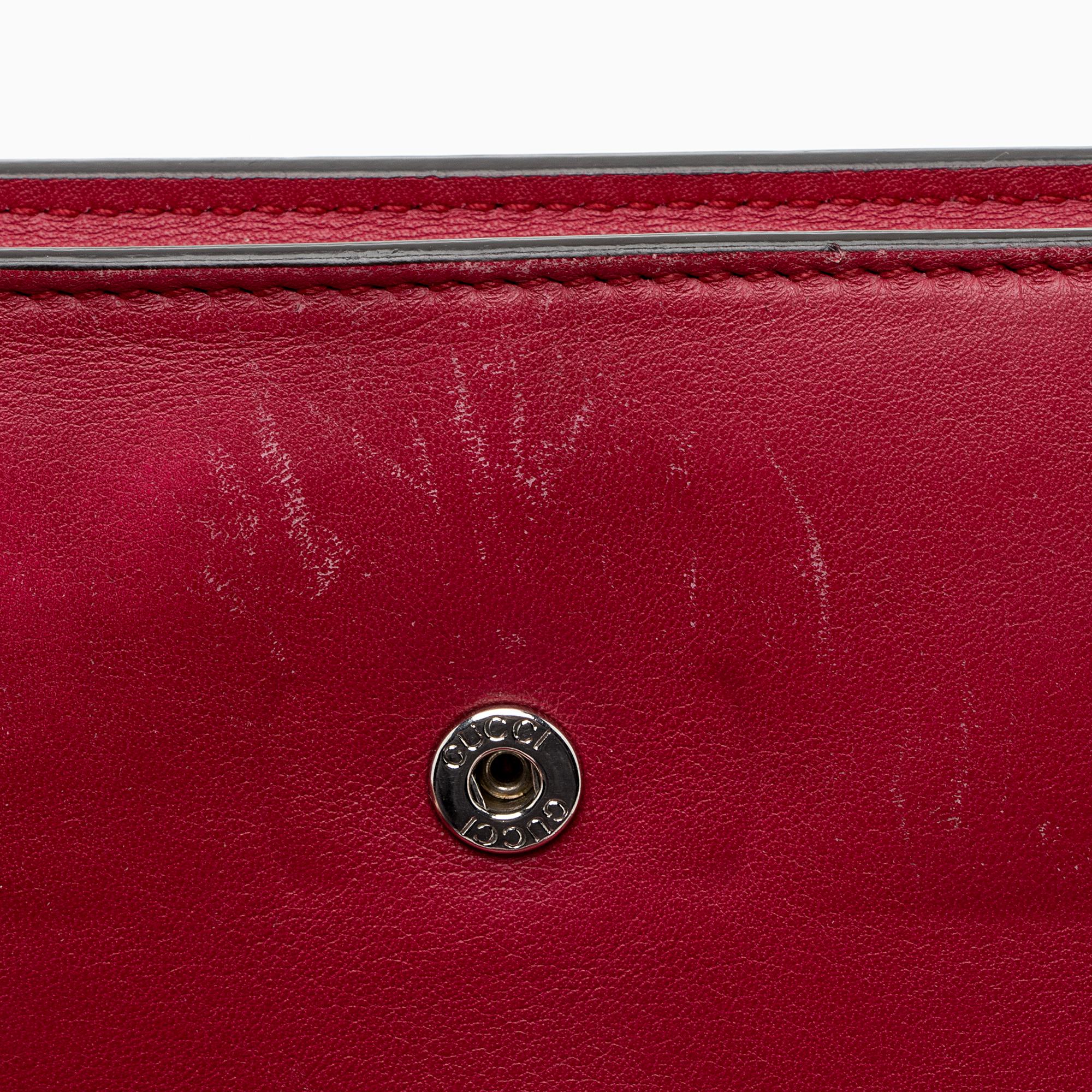 Gucci Smooth Calfskin Interlocking G Wallet on Strap (SHF-poz1cn)
