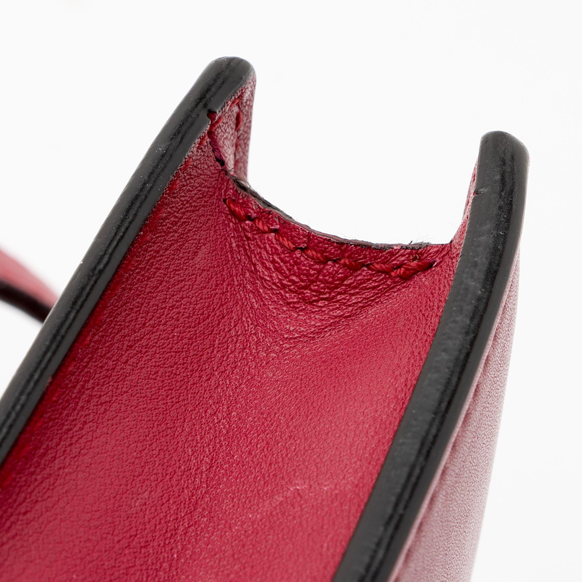 Gucci Smooth Calfskin Interlocking G Wallet on Strap (SHF-poz1cn)