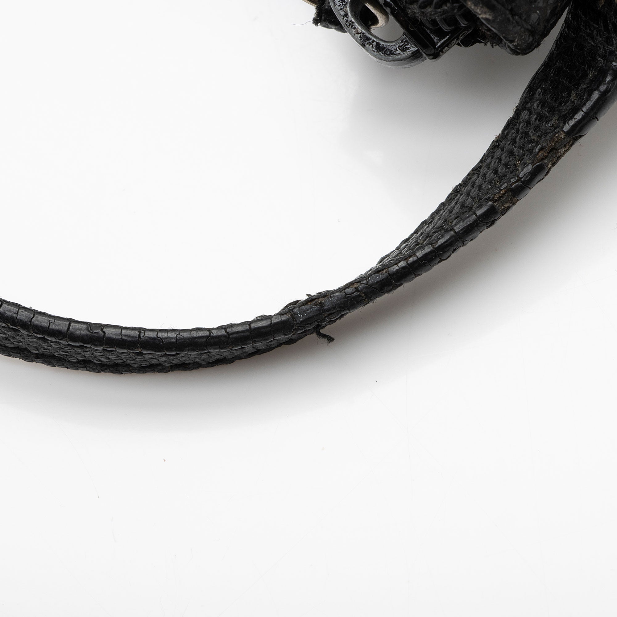 Gucci Snakeskin Embossed Classic Pochette