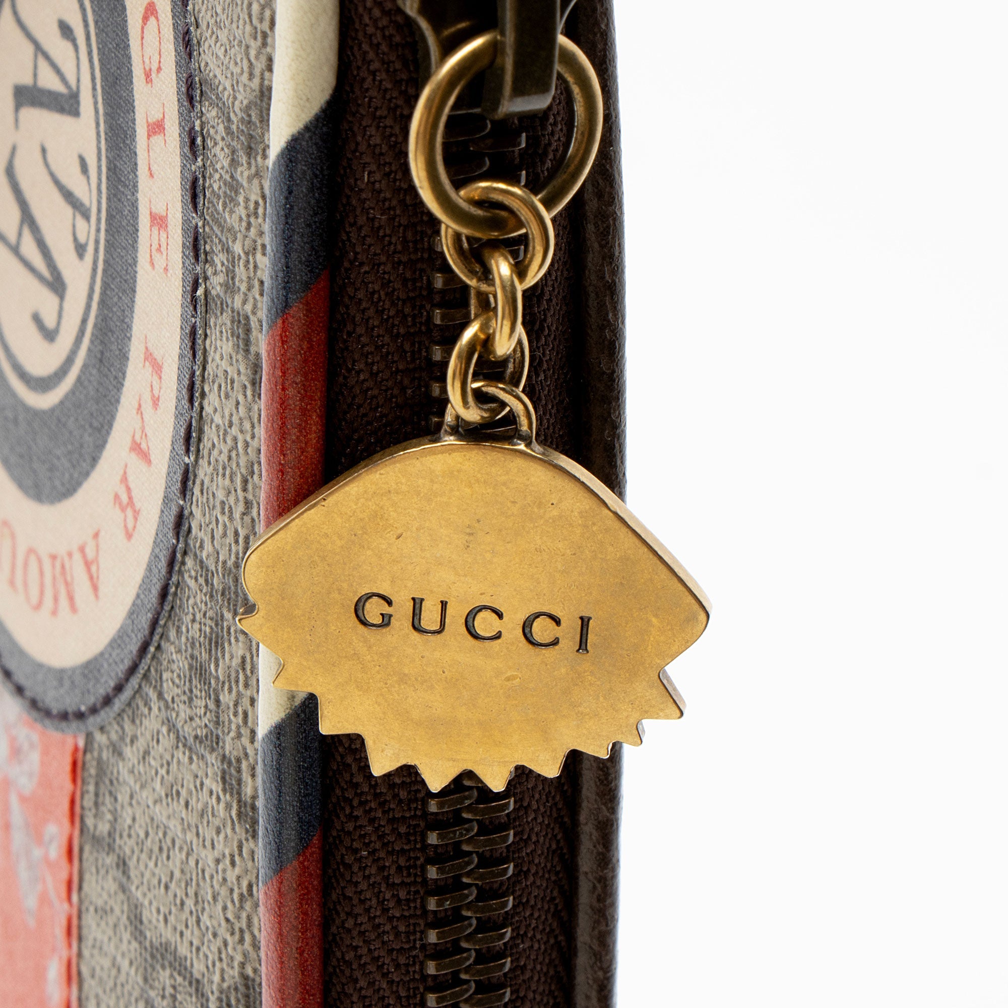 Gucci Soft GG Supreme Gucci Courrier Messenger Clutch