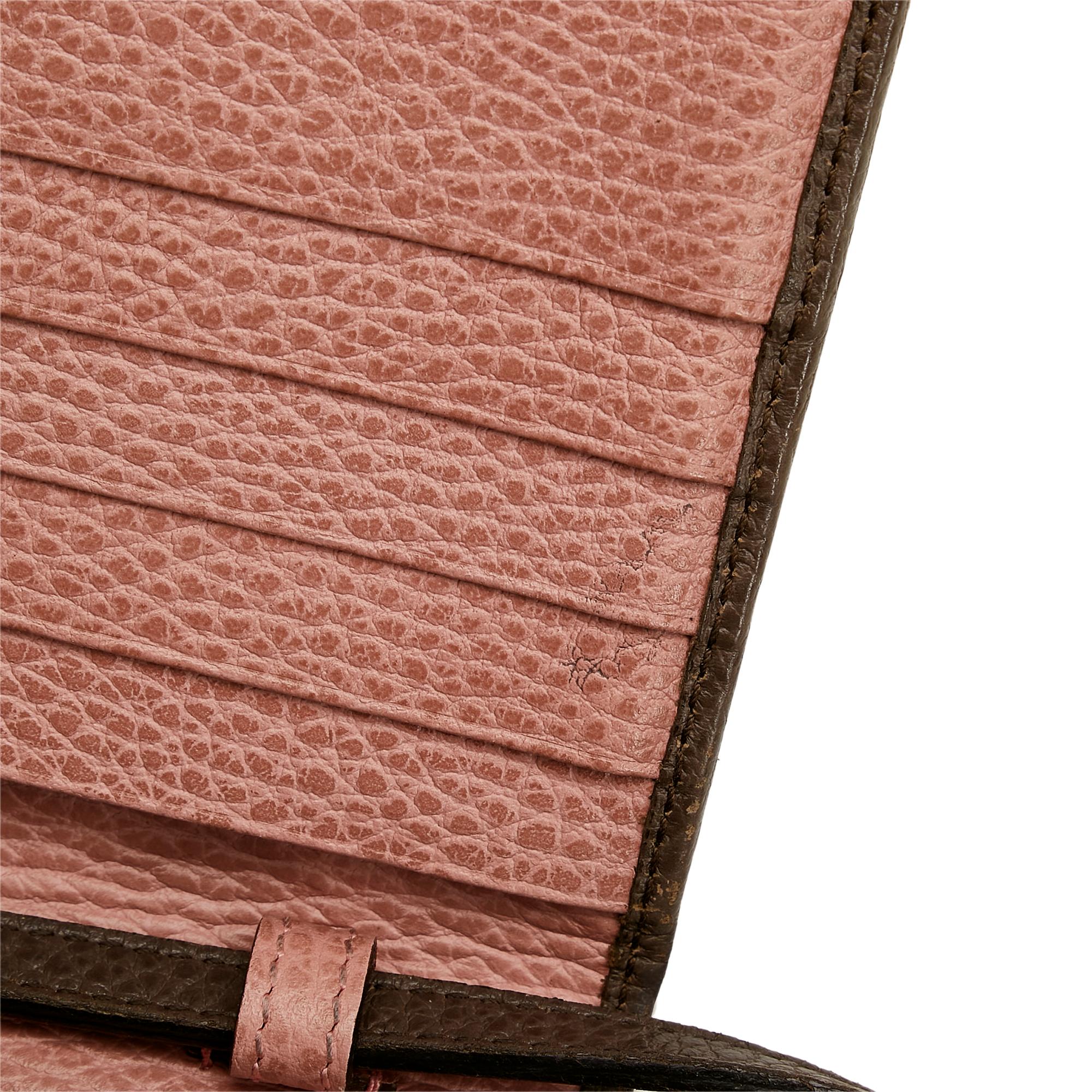 Gucci Swing Wallet On Strap (SHG-bxr3ud)