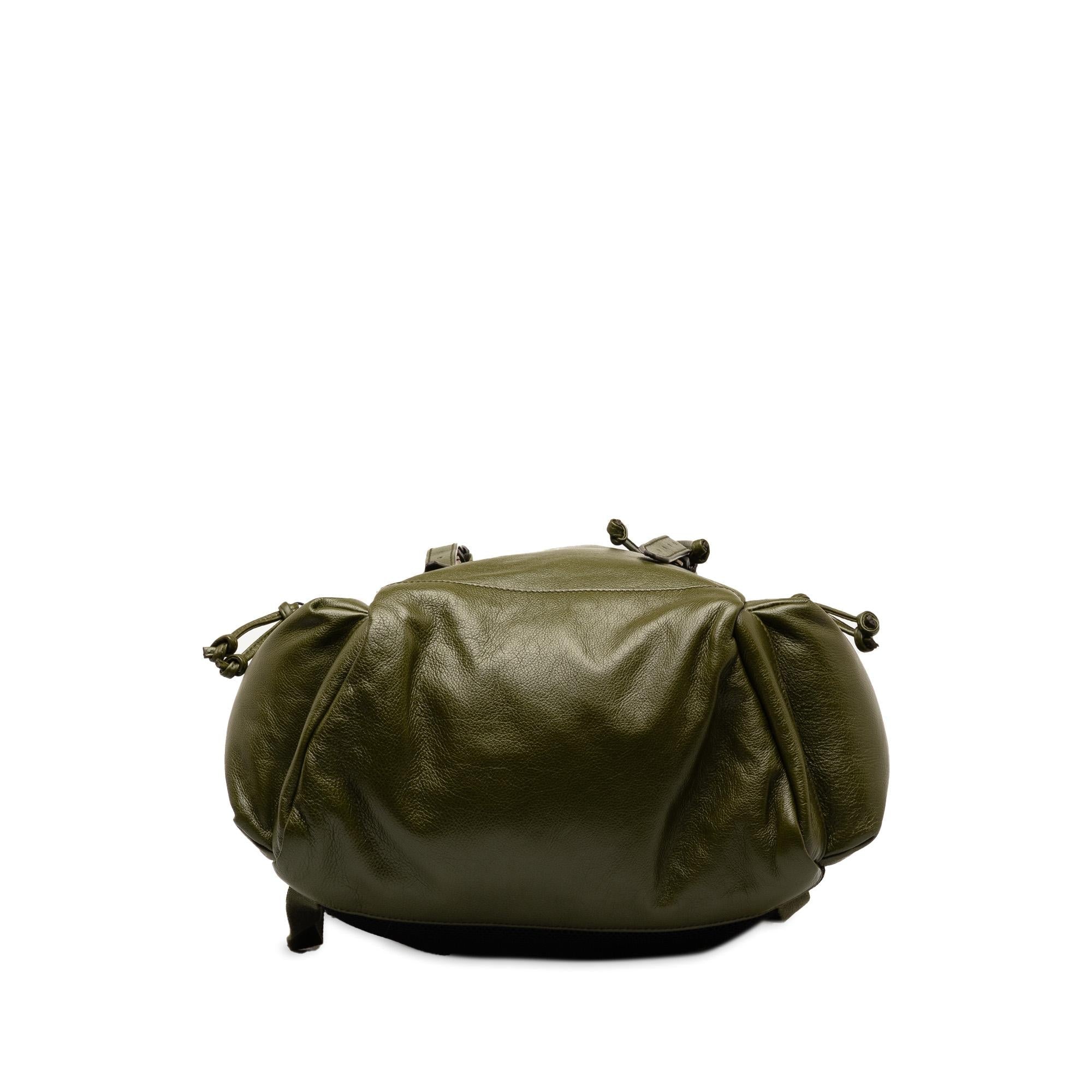 Gucci Tonal GG Double Pocket Belt Backpack (SHG-SC1jz3)