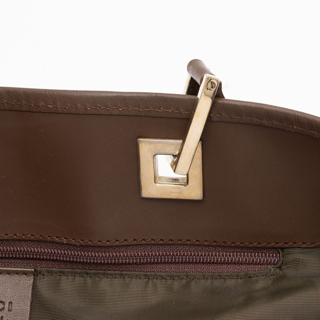 Gucci Vintage GG Canvas Bucket Large Tote (SHF-yDNneA)
