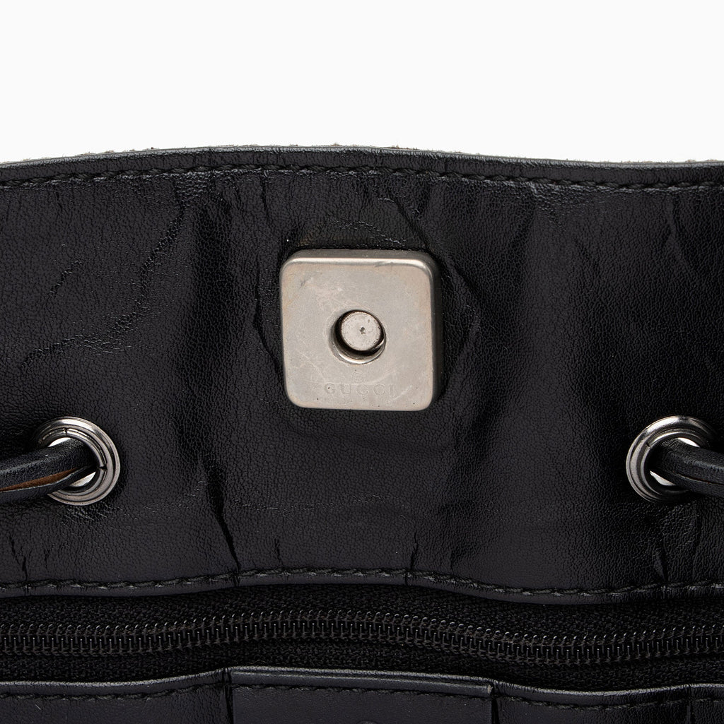 Gucci Vintage GG Canvas Drawstring Tote (SHF-psl0Np)