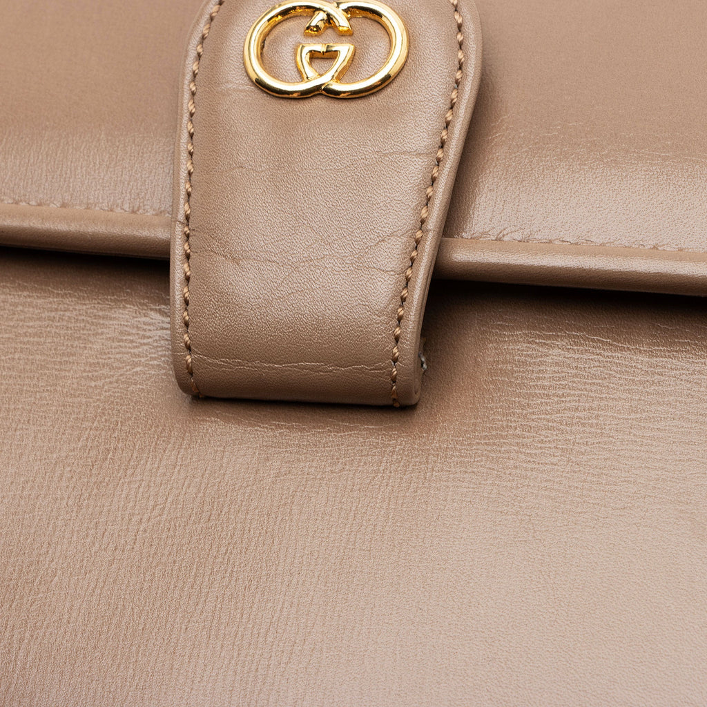 Gucci Vintage Leather Interlocking G Flap Crossbody