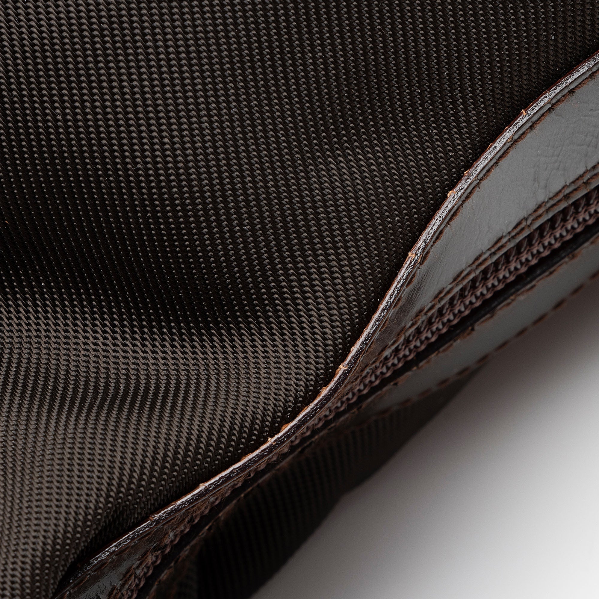 Gucci Vintage Nylon Bamboo Hobo (SHF-XDIaRR)
