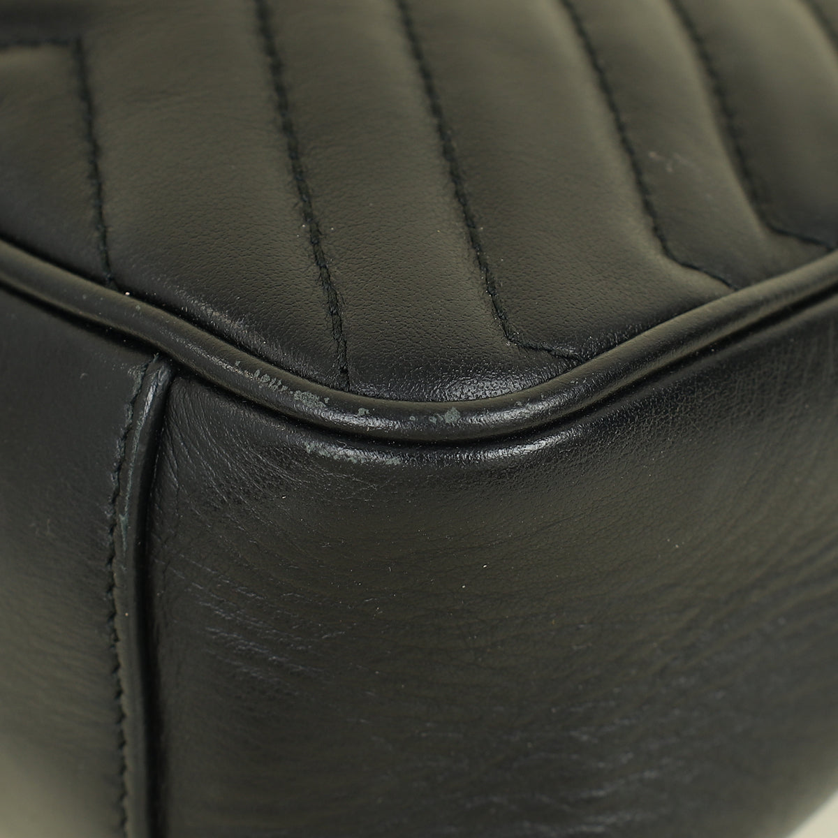 Gucci Black GG Marmont Matelasse Medium Shoulder Bag