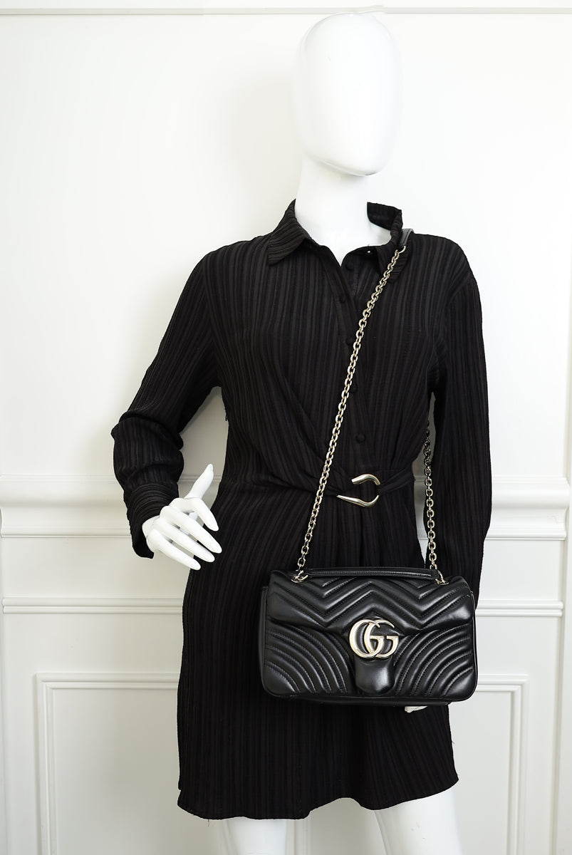 Gucci Black GG Marmont Medium Shoulder Bag