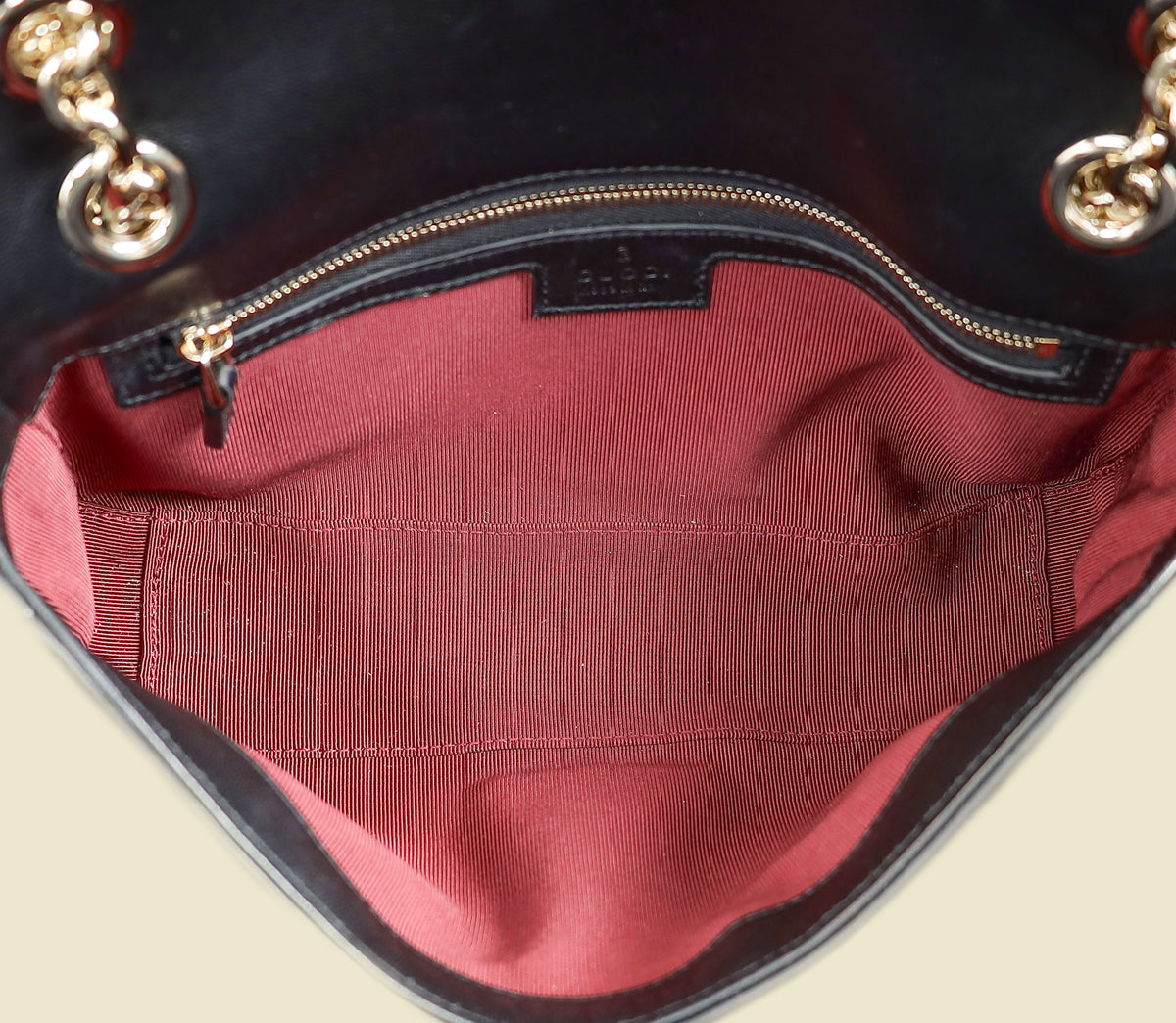 Gucci Black GG Marmont Medium Shoulder Bag