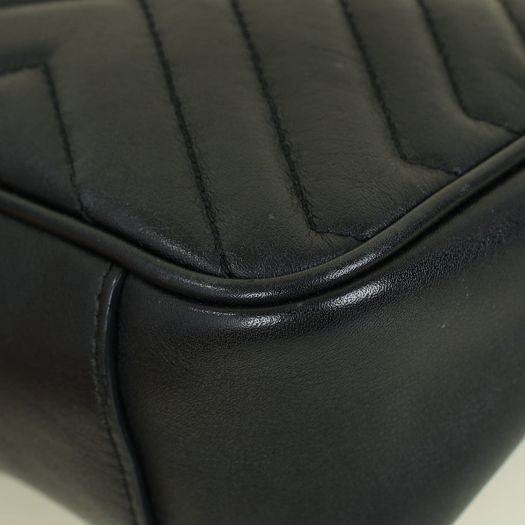 Gucci Black GG Marmont Medium Shoulder Bag