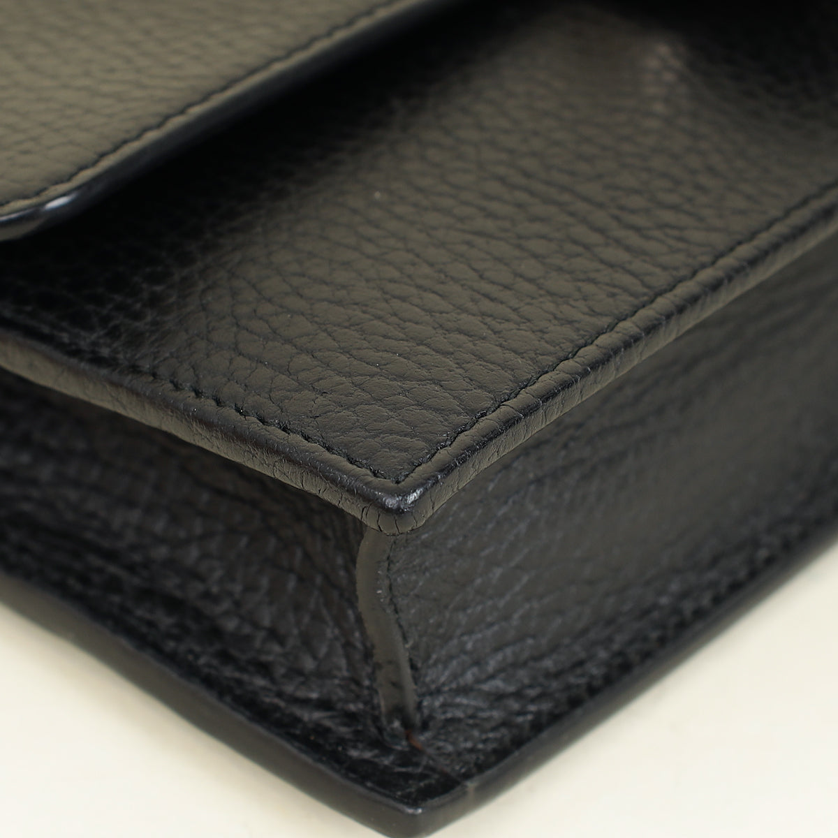 Gucci Black Interlocking G Wallet on Chain