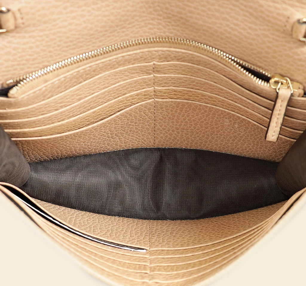 Gucci Beige Interlocking G Wallet on Chain