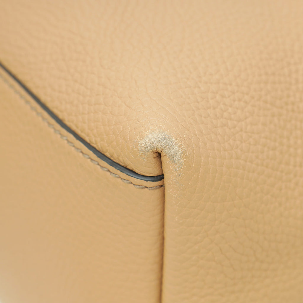 Gucci Light Caramel Soho Tassel Chain Tote Medium Bag